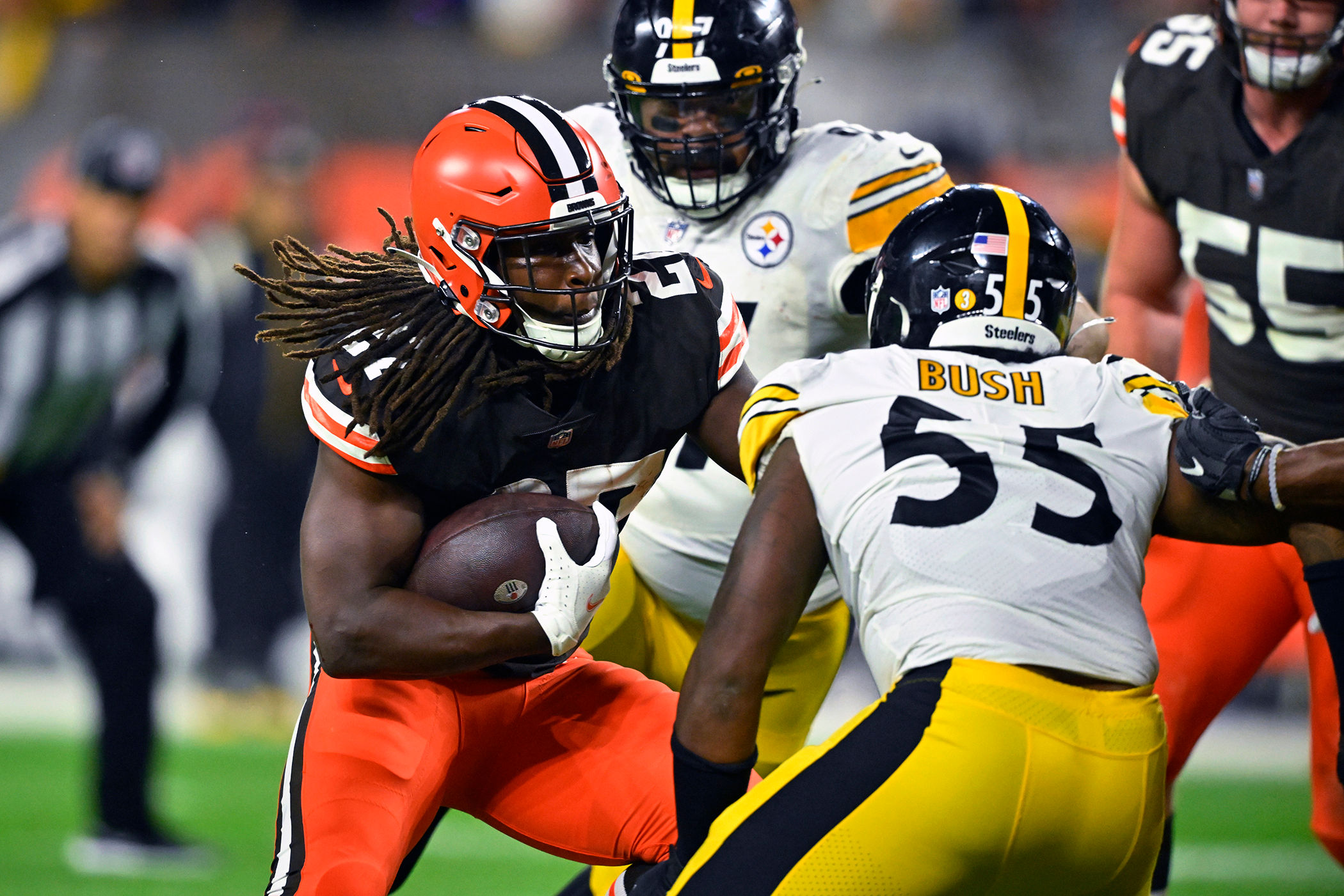 Browns vs Steelers: Swirling winds wreck havoc on kicking for both teams
