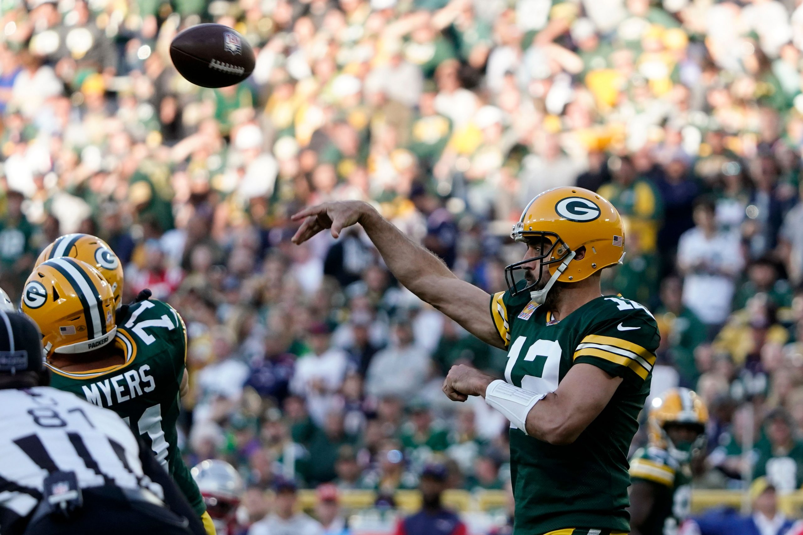 Green Bay Packers’ Aaron Rodgers enraged after red-zone interceptions vs Detroit Lions: Watch