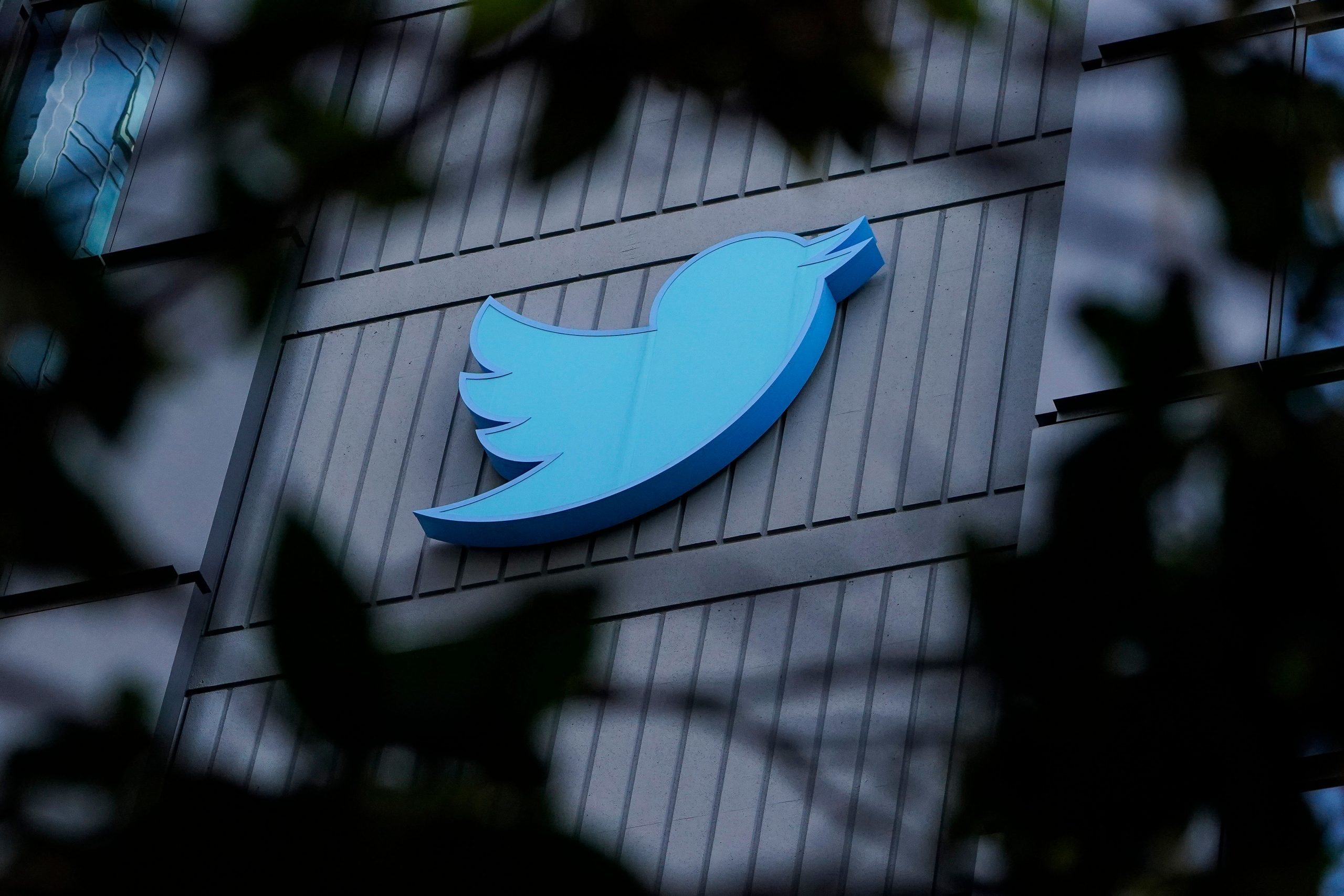 Twitter to start layoffs, notifies staff via internal email: Report