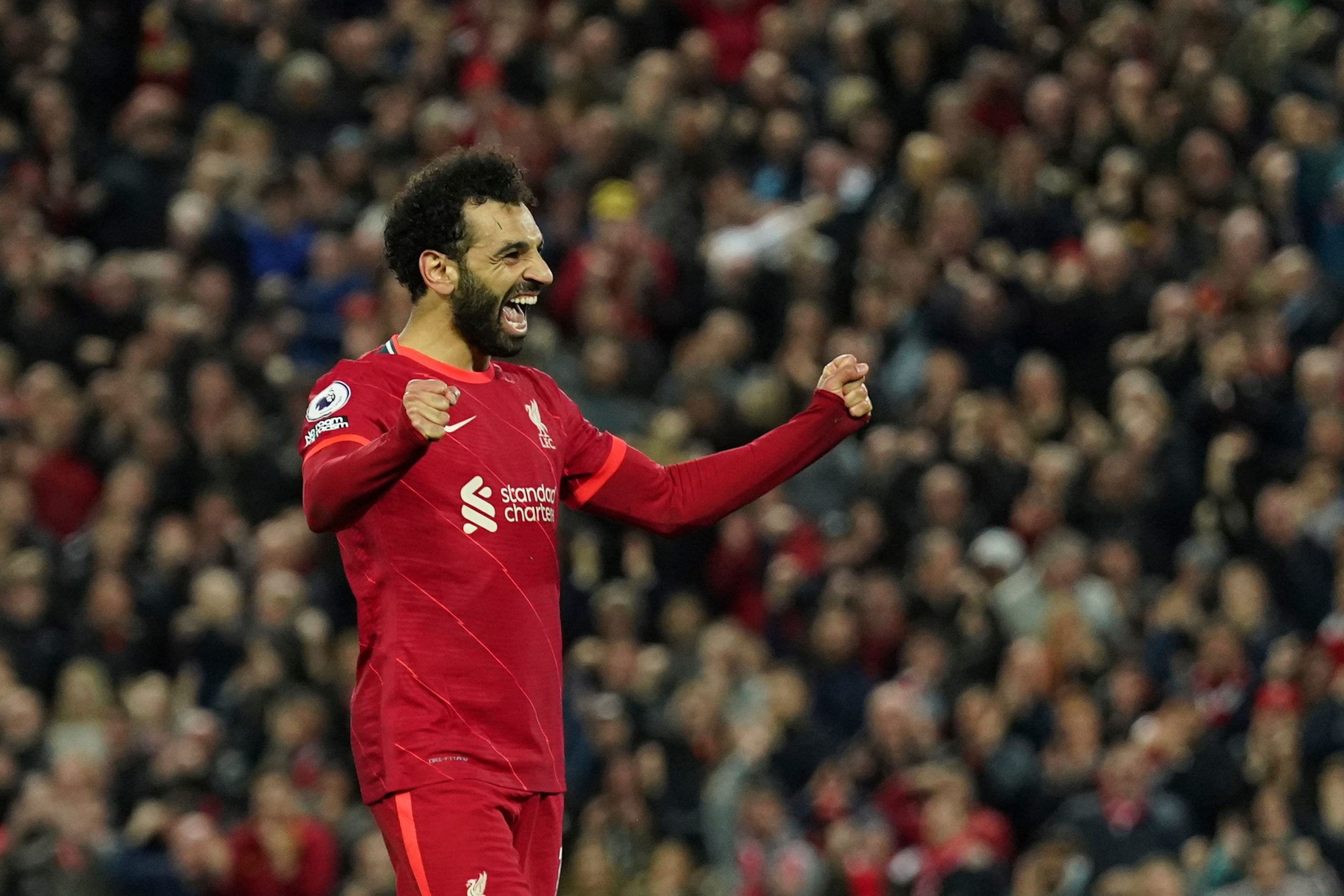 PL: Salah drives Liverpool’s routing of Man United to go top of the table