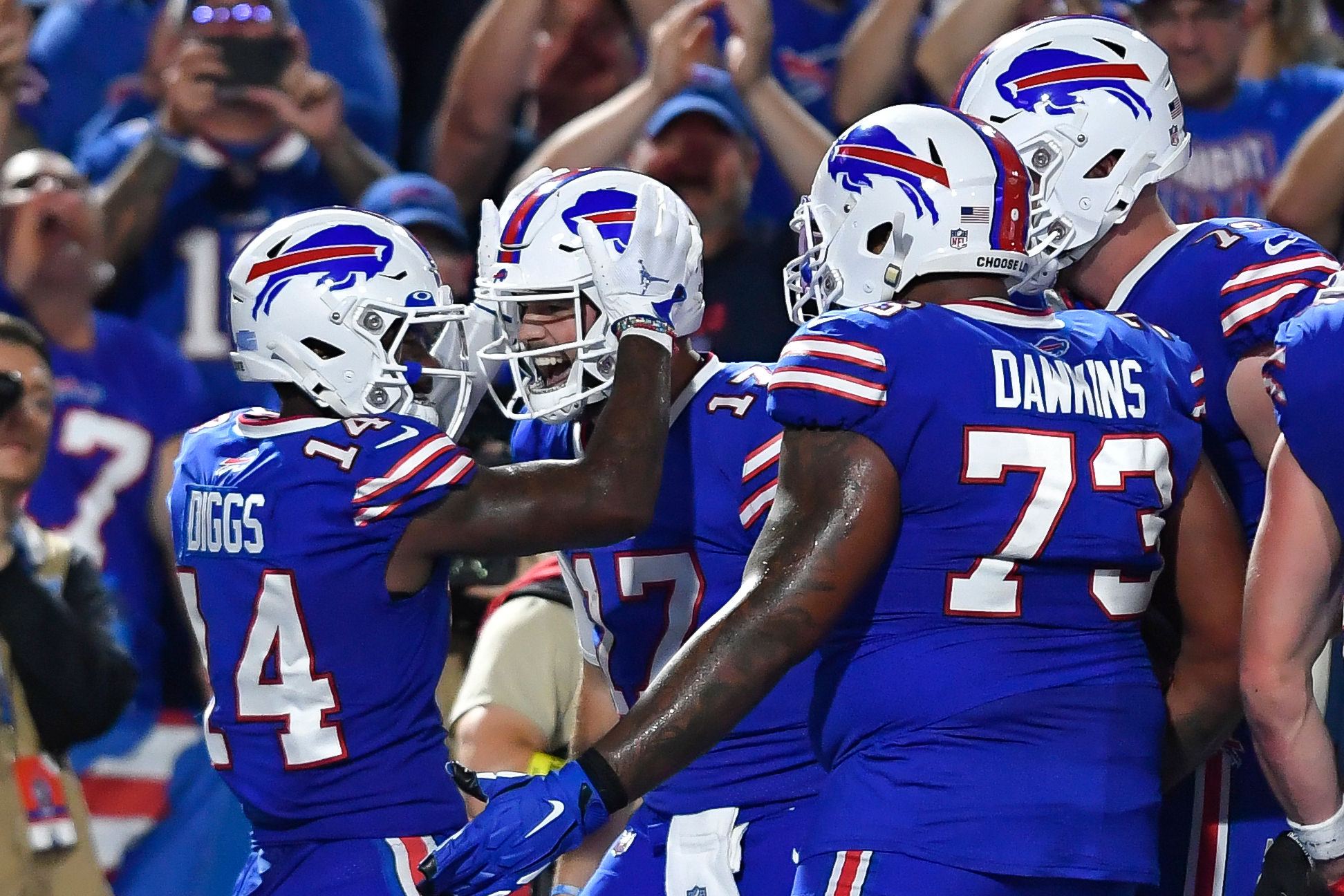 NFL Red Zone crew evacuated as siren interrupts ongoing Bills vs. Eagles match telecast | Watch Video