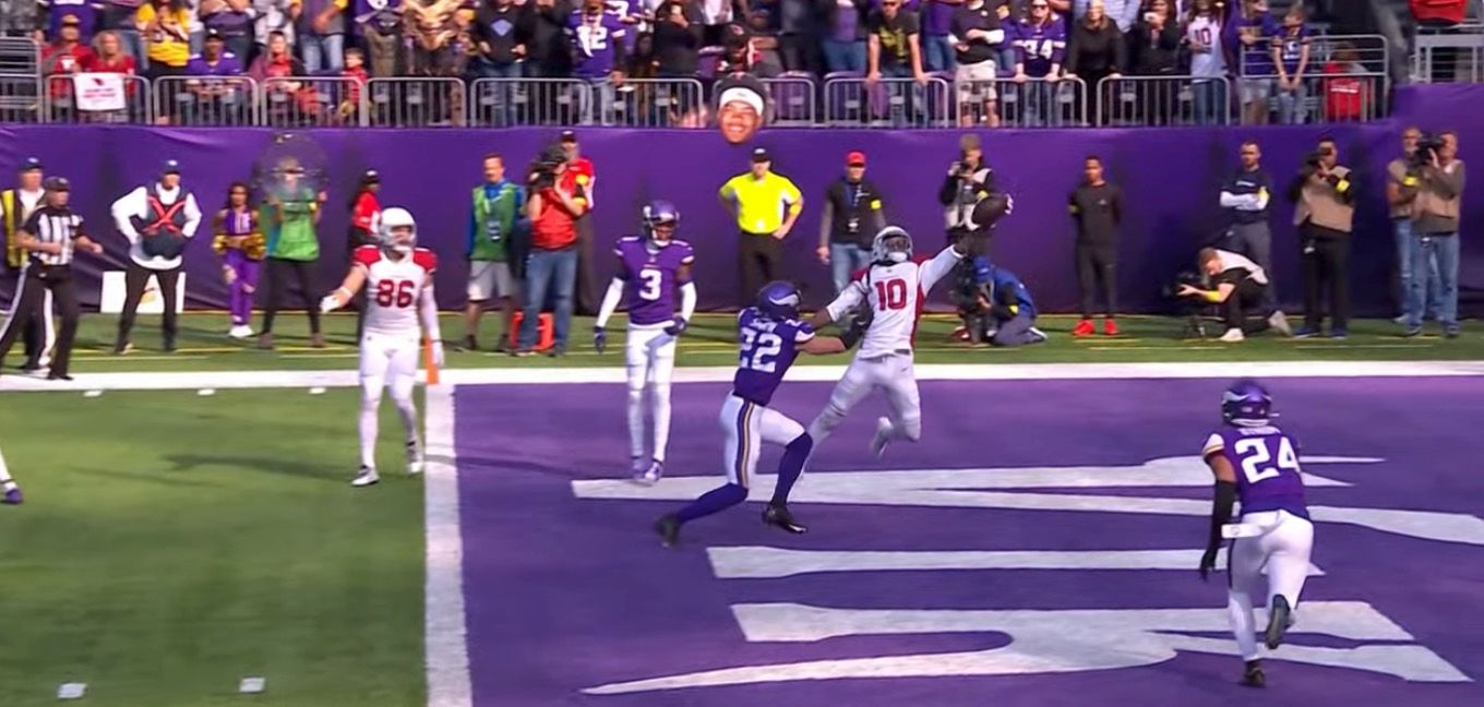 Arizona Cardinals’ DeAndre Hopkins takes one-handed touchdown catch vs Minnesota Vikings: Watch