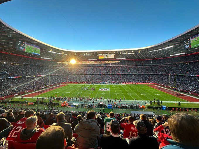 Crowds sing John Denver’s ‘Country Roads’ during Tampa Bay Buccaneers vs Seattle Seahawks Germany game: Watch