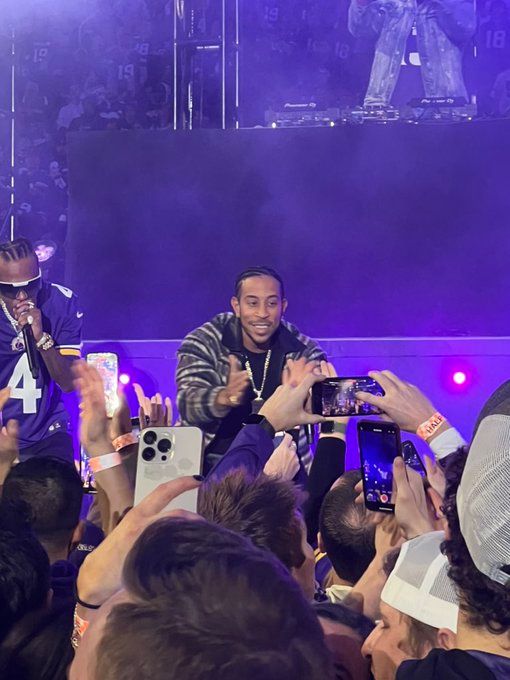 Ludacris performance at Minnesota Vikings vs New York Giants halftime show not on TV leaves fans disappointed
