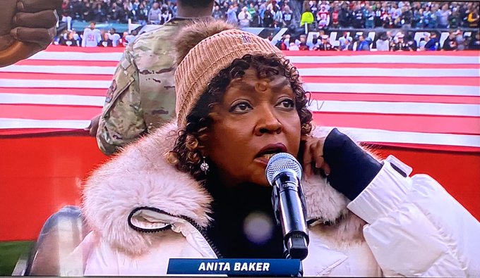Anita Baker sings national anthem at Philadelphia Eagles vs San Francisco 49ers NFC title game at Lincoln Financial Field: Watch