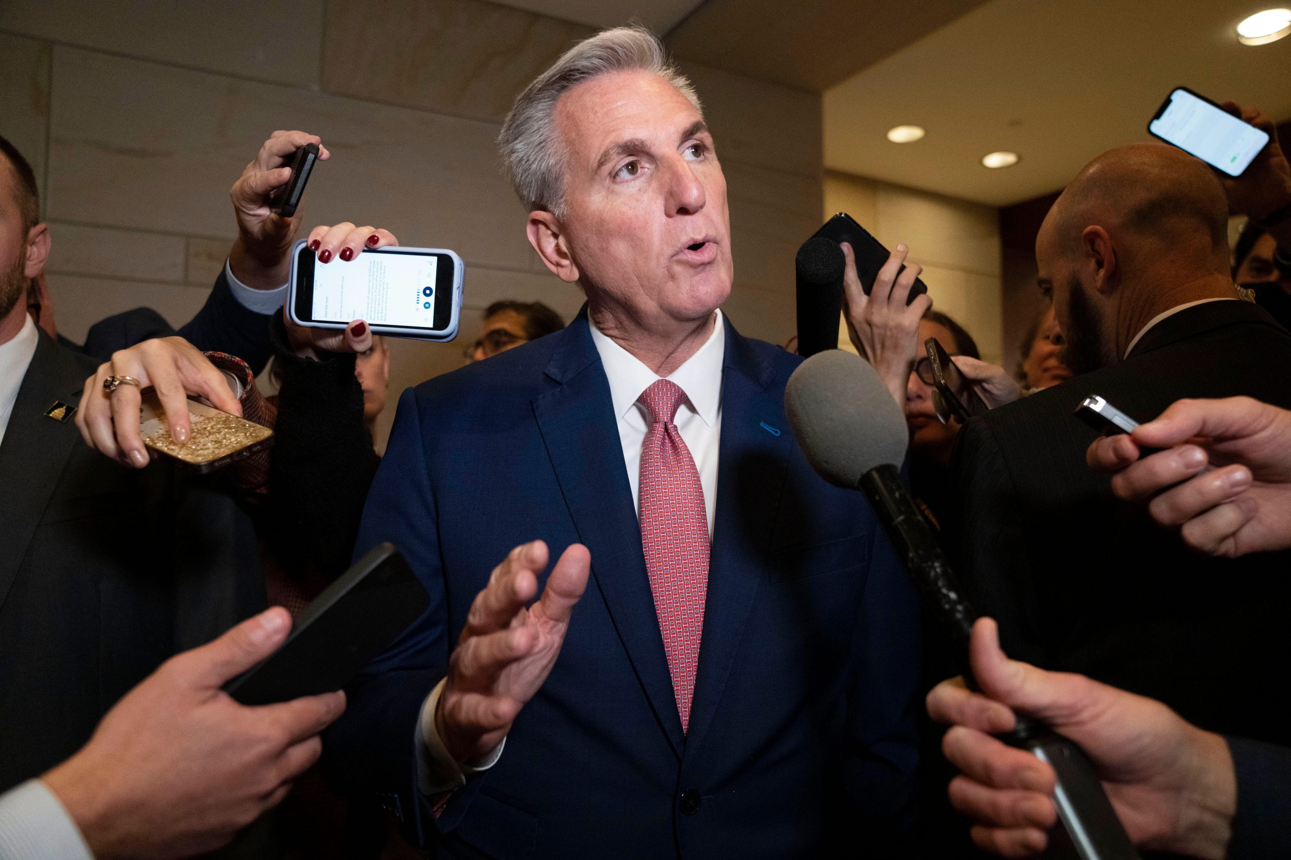 Kevin McCarthy wins Republican Party nomination for House Speaker