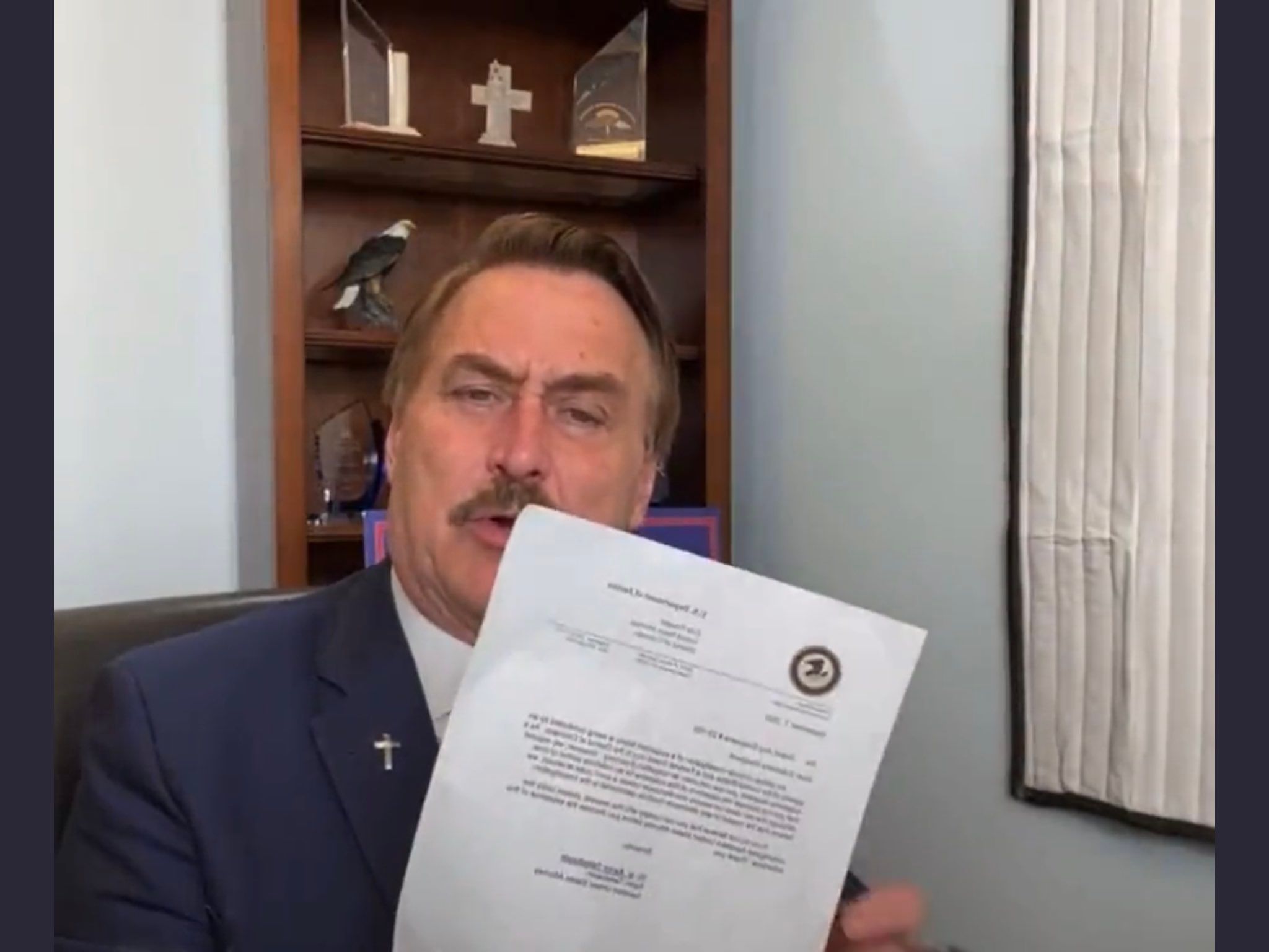 Pro-Trump My Pillow CEO Mike Lindell’s phone seized by FBI