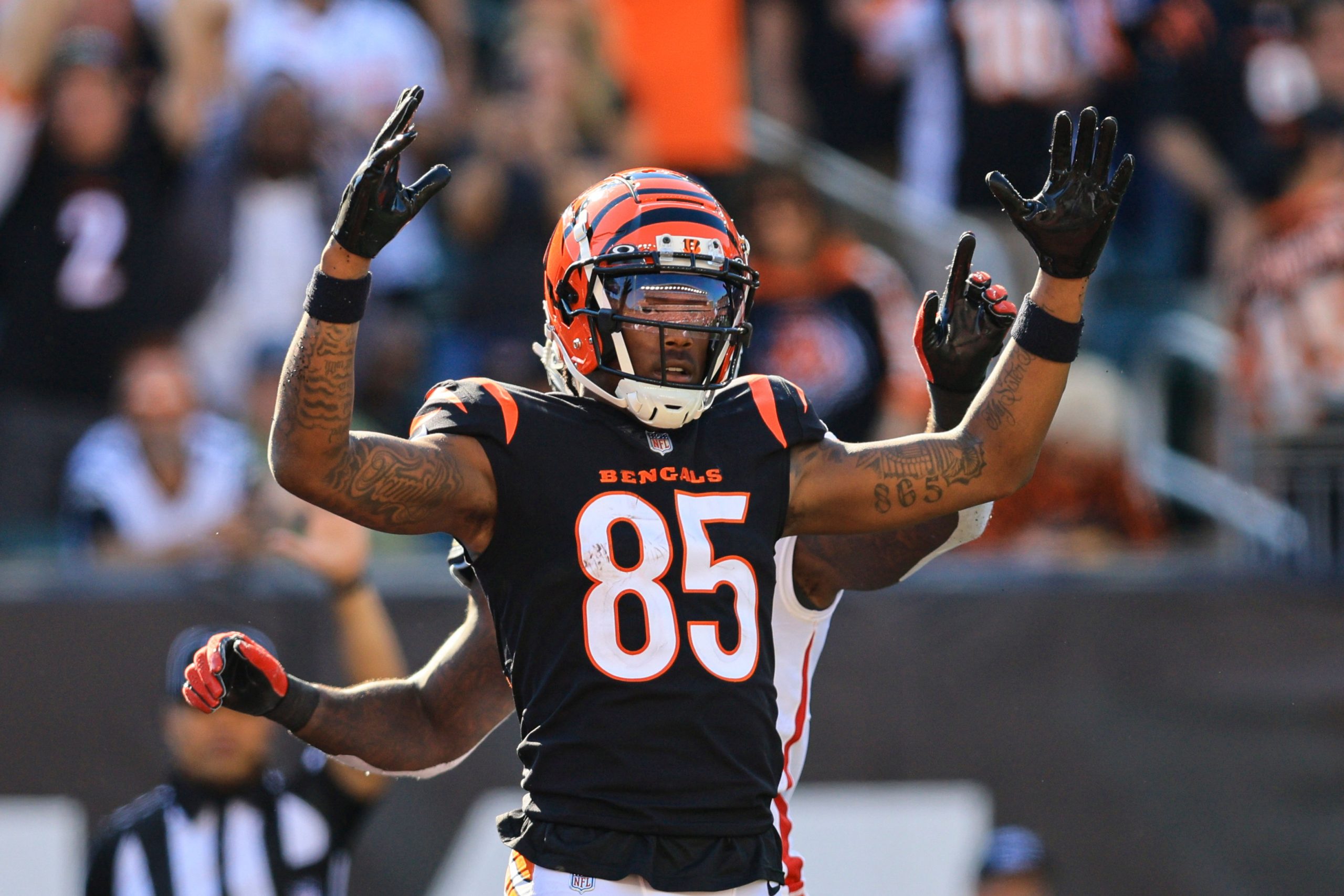 Cincinnati Bengals WR Tee Higgins suffers rib injury, out for game against Tennessee Titans 