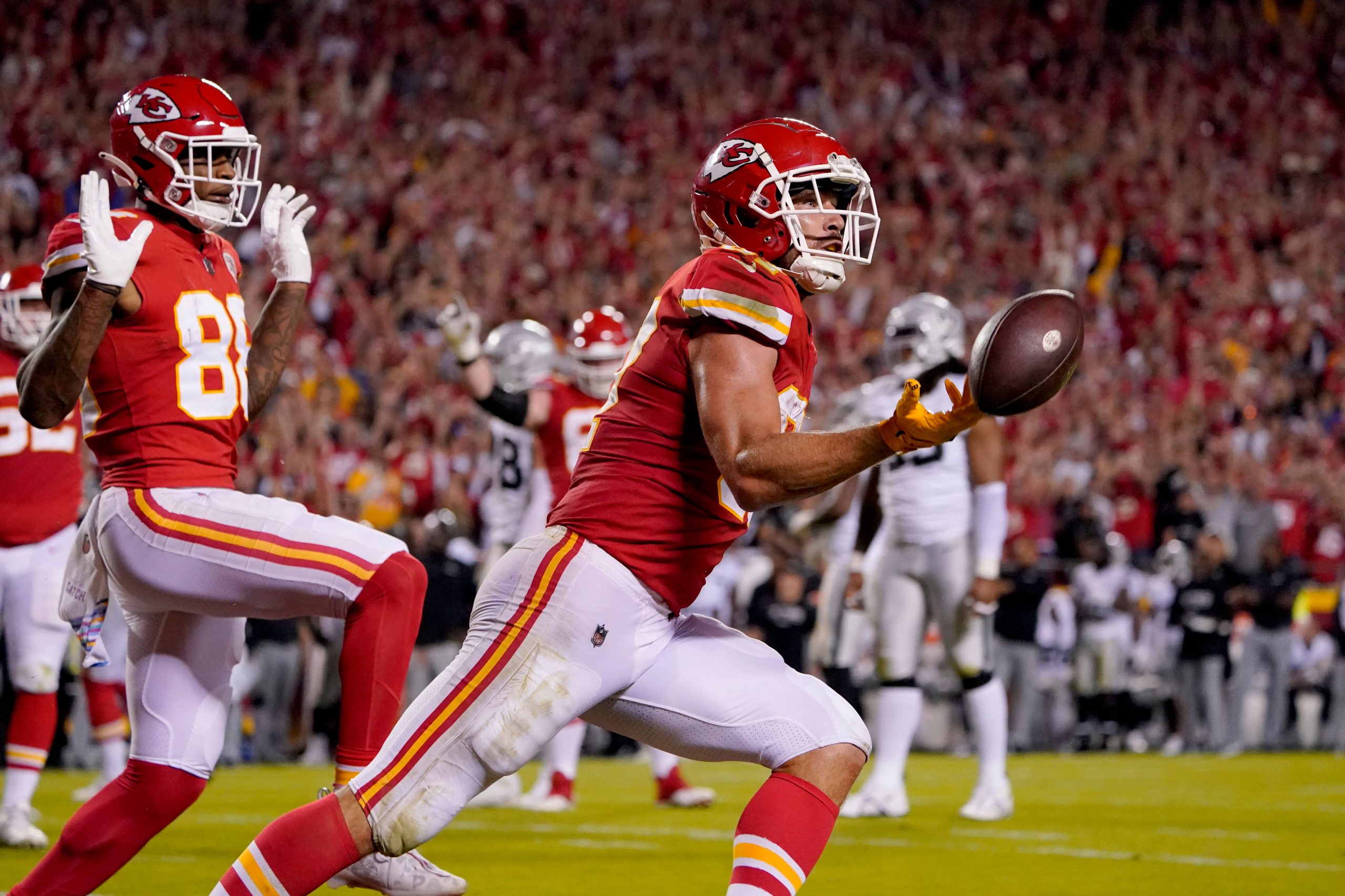 Travis Kelce thanks Kansas City coach Andy Reid after scoring touchdown vs Cincinnati Bengals for giving Patrick Mahomes and co another down in AFC title game