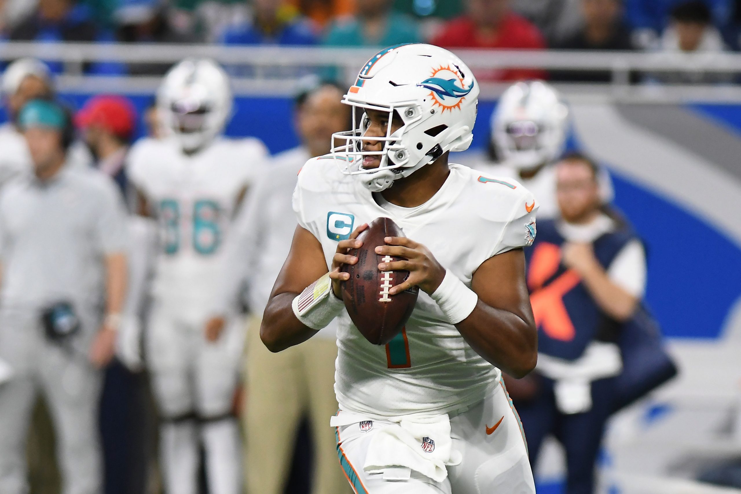 Dolphins’ Tua Tagovailoa connects with Tyreek Hill for touchdown vs New England Patriots | Watch Video