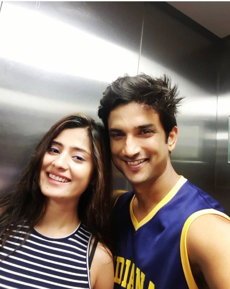 Vaishali Takkars picture with Sushant Singh Rajput viral after actors suicide