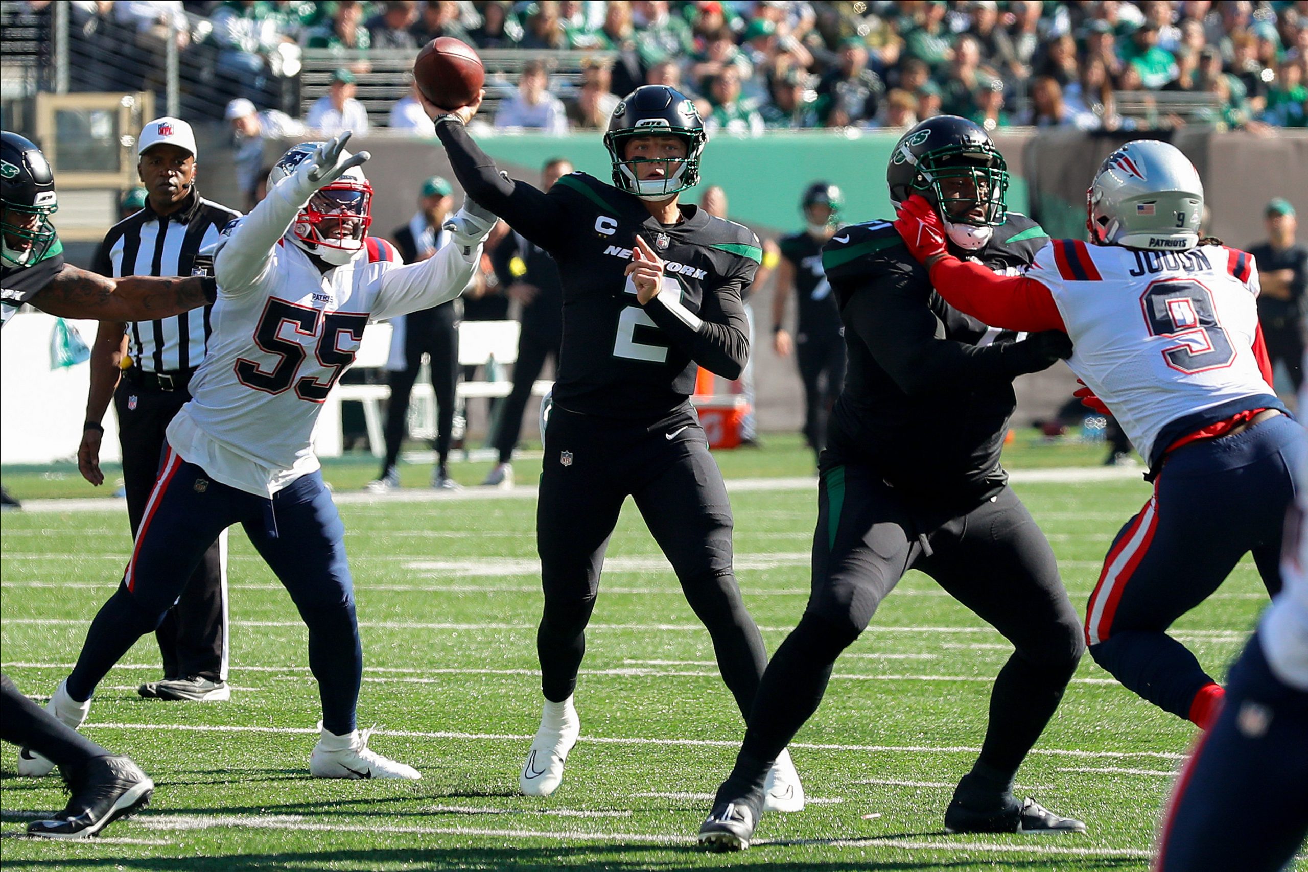 New York Jets QB Zach Wilson intercepted 3 times vs New England Patriots, fans call for Mike White: Watch