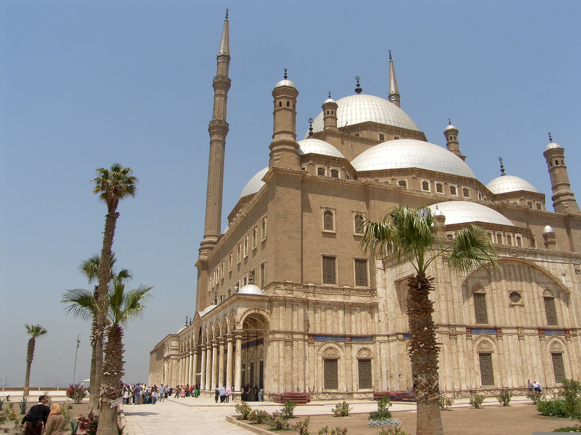Amazon Quiz: In which city is this famous mosque situated?