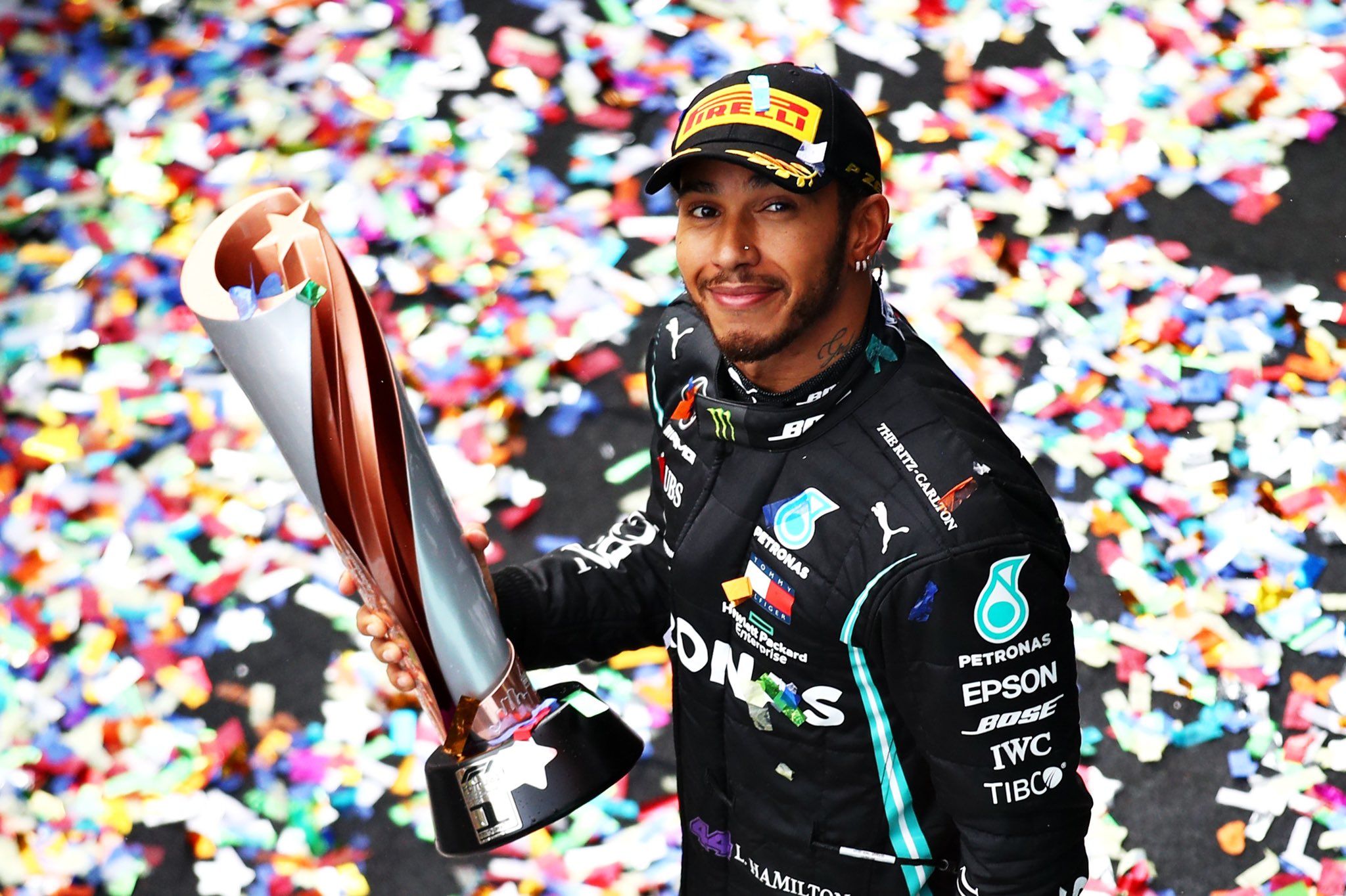 F1: Lewis Hamilton takes pole position for the sprint race in British Grand Prix