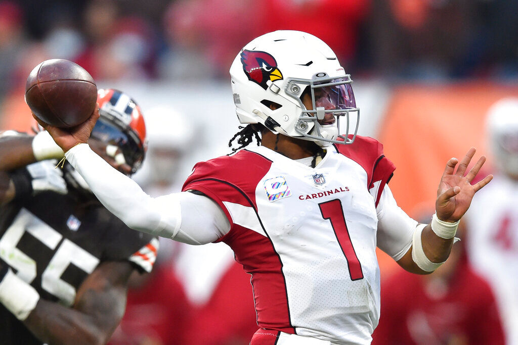 NFL: Arizona Cardinals remain undefeated with win over Cleveland Browns