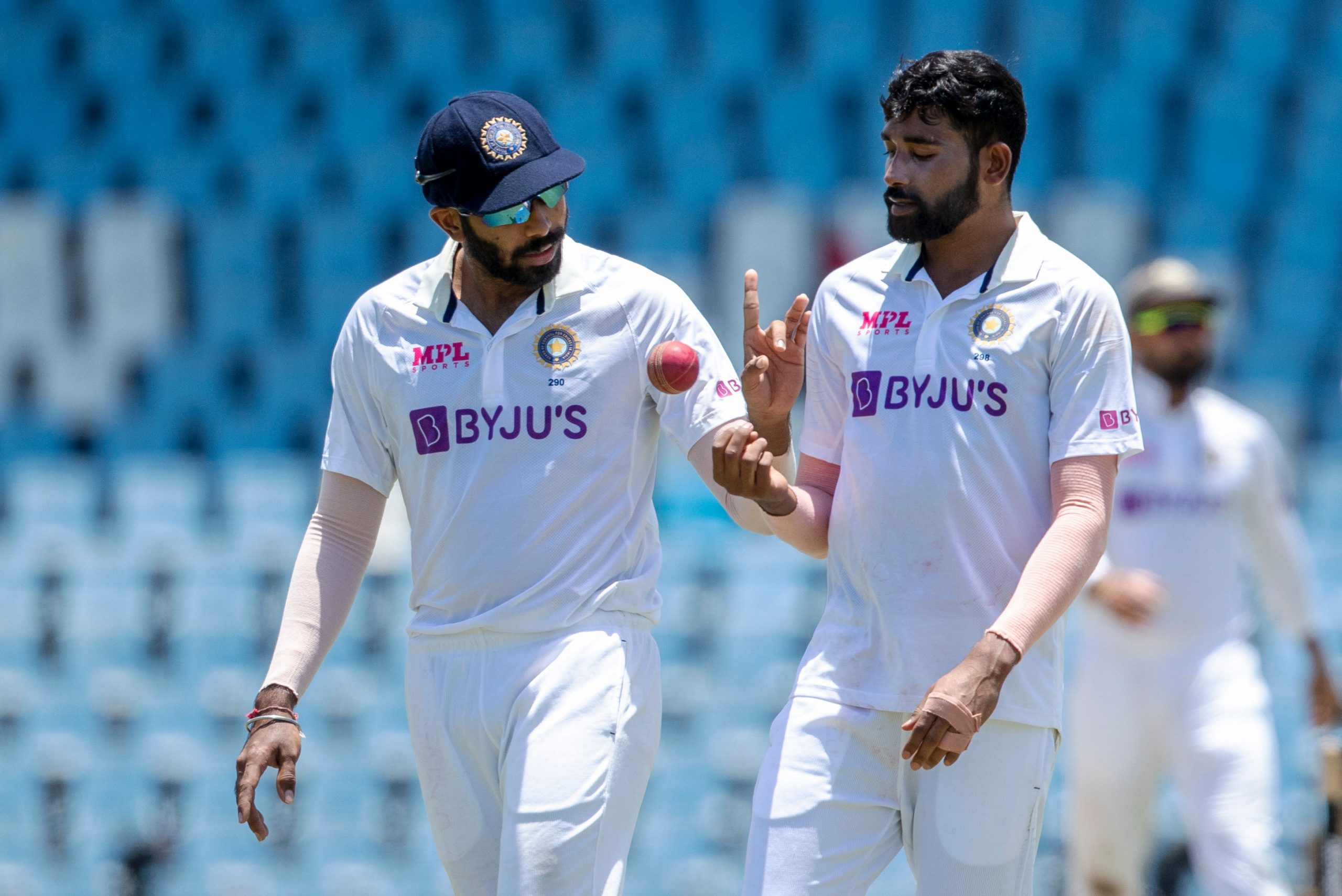 Johannesburg Test: Mohammed Siraj is back on field, takes strides to bowl