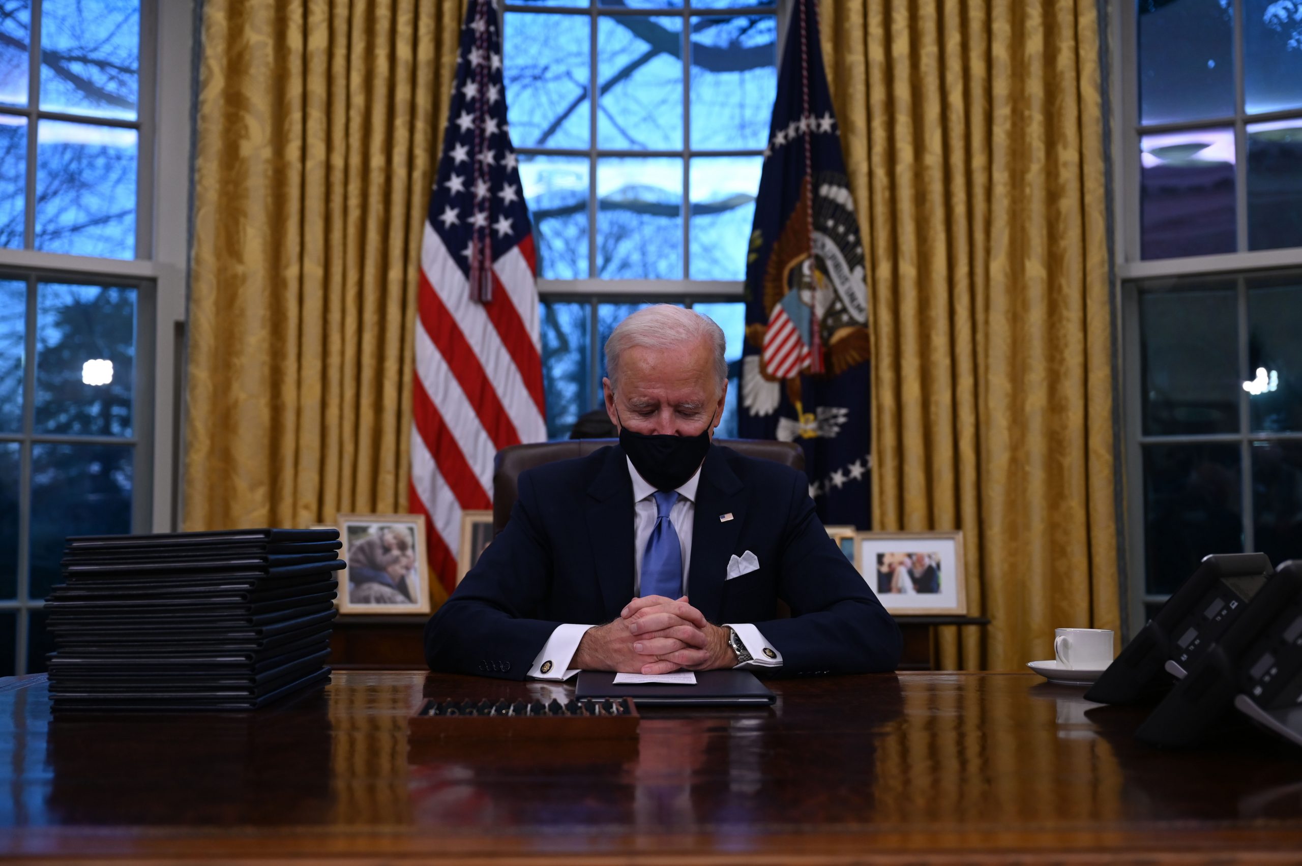 Biden talks climate change, COVID-19 with Macron in first phone call: French presidency