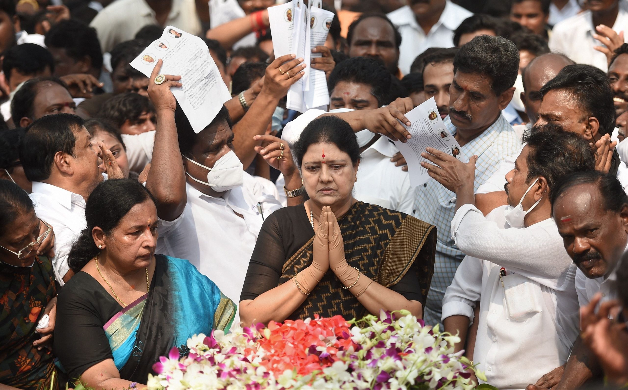 Jayalalithaa death: Arumugasamy Commission orders inquiry against Sasikala