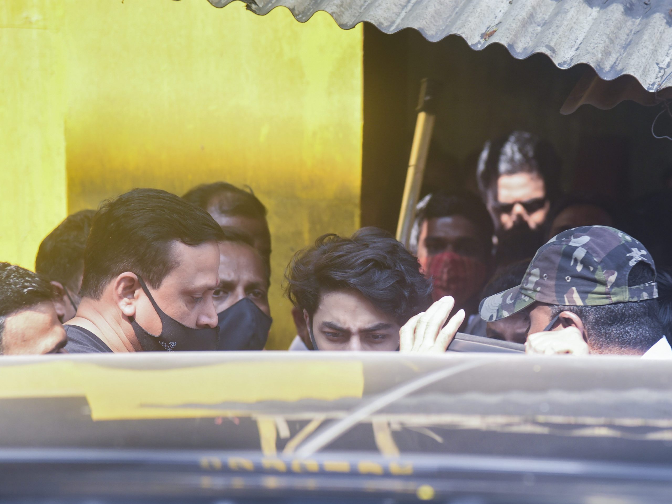It feels like Jannat: Shah Rukh Khan’s fans after Aryan’s bail in drug case