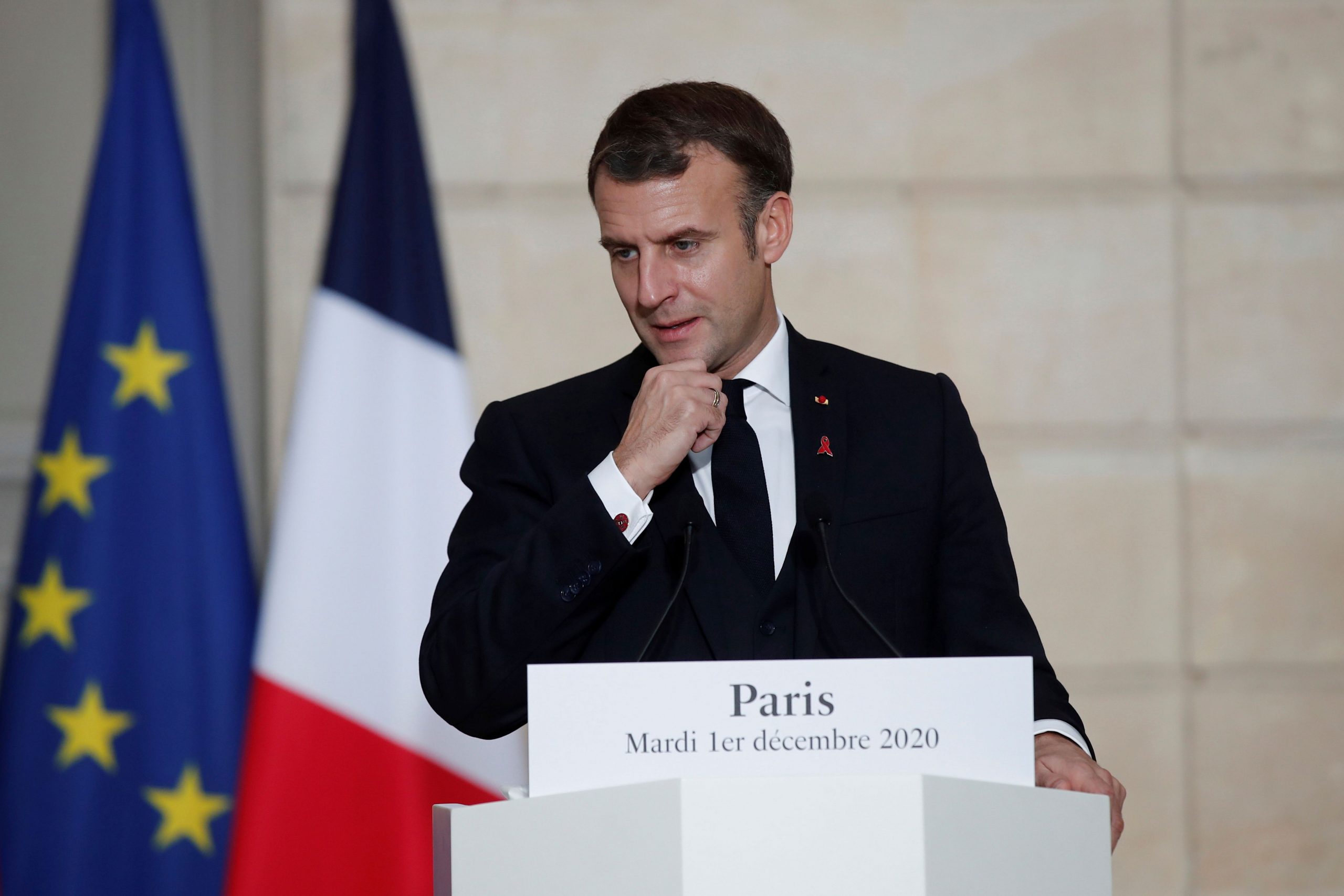 Macron seeks backing for law against ‘radical Islamism’