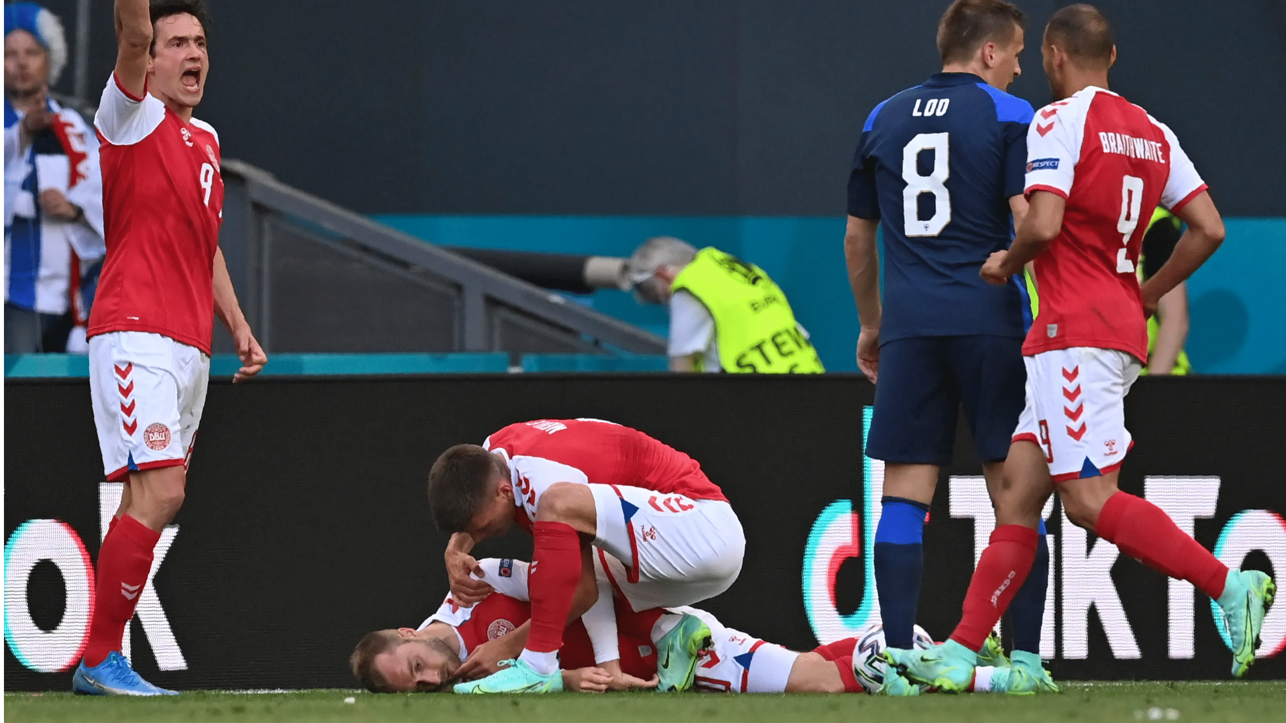 Danish players criticise decision to resume game after Eriksen collapse