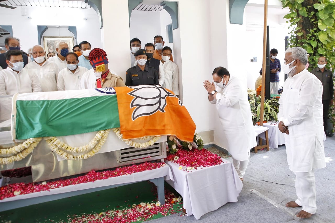 BJP accused of insulting Tricolour during Kalyan Singh homage