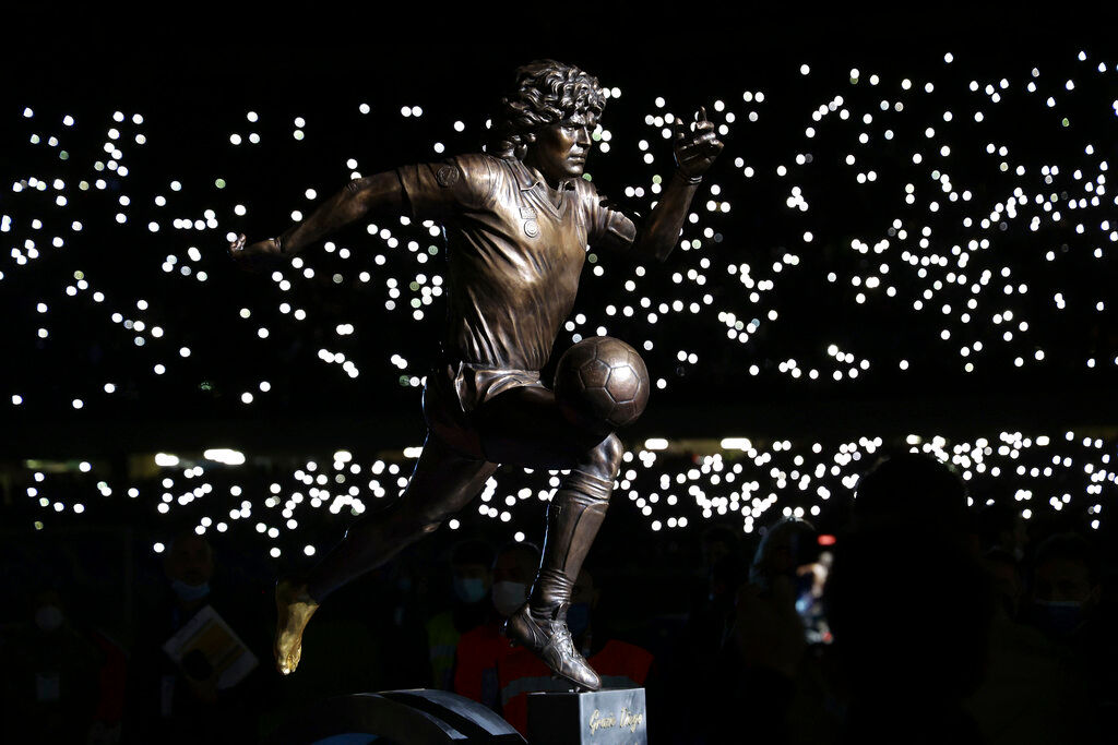 Watch: Napoli pay tribute to Diego Maradona with statue, extend Serie A lead
