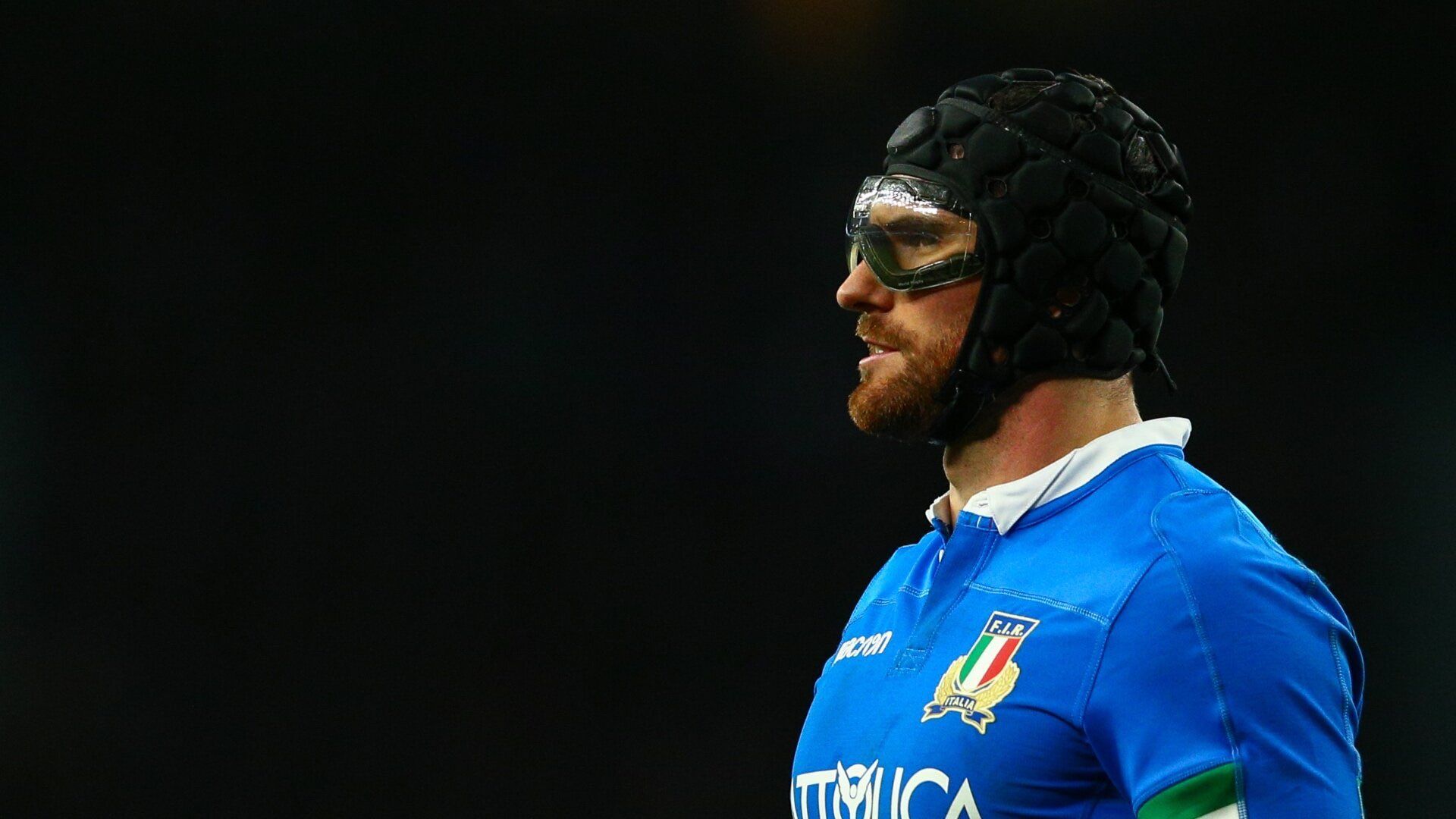 Italy’s goggle-wearing fly-half Ian McKinley retires