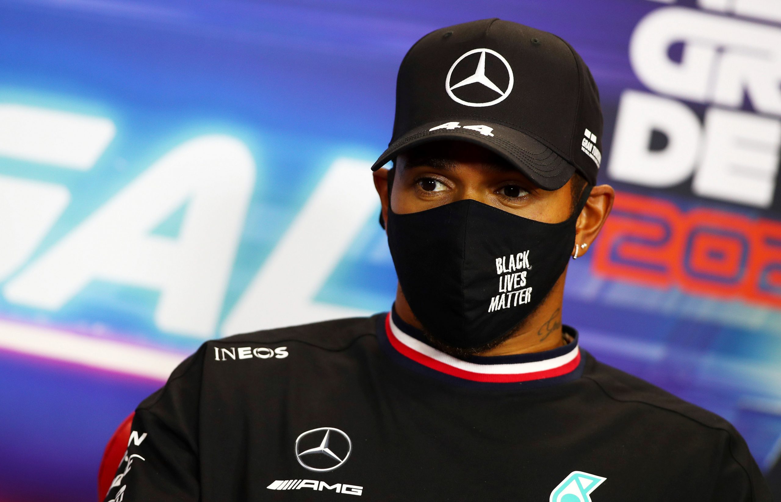 Lewis Hamilton set to sign contract extension with Mercedes