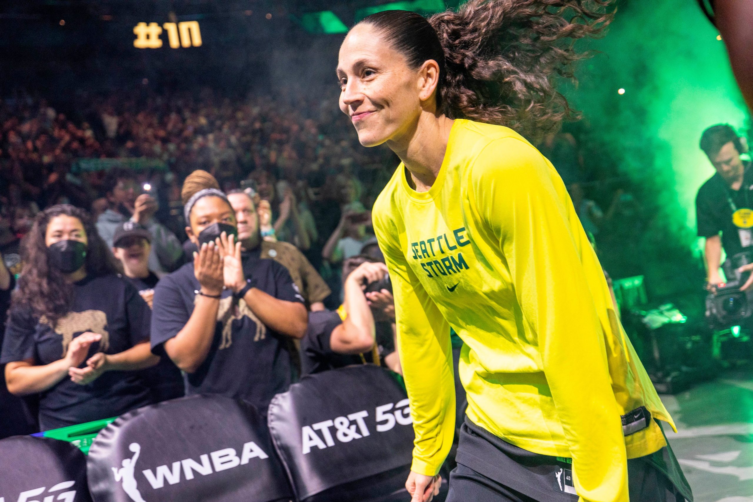 Sue Bird delivers last message to Seattle Storm fans at home, team loses to Las Vegas Aces