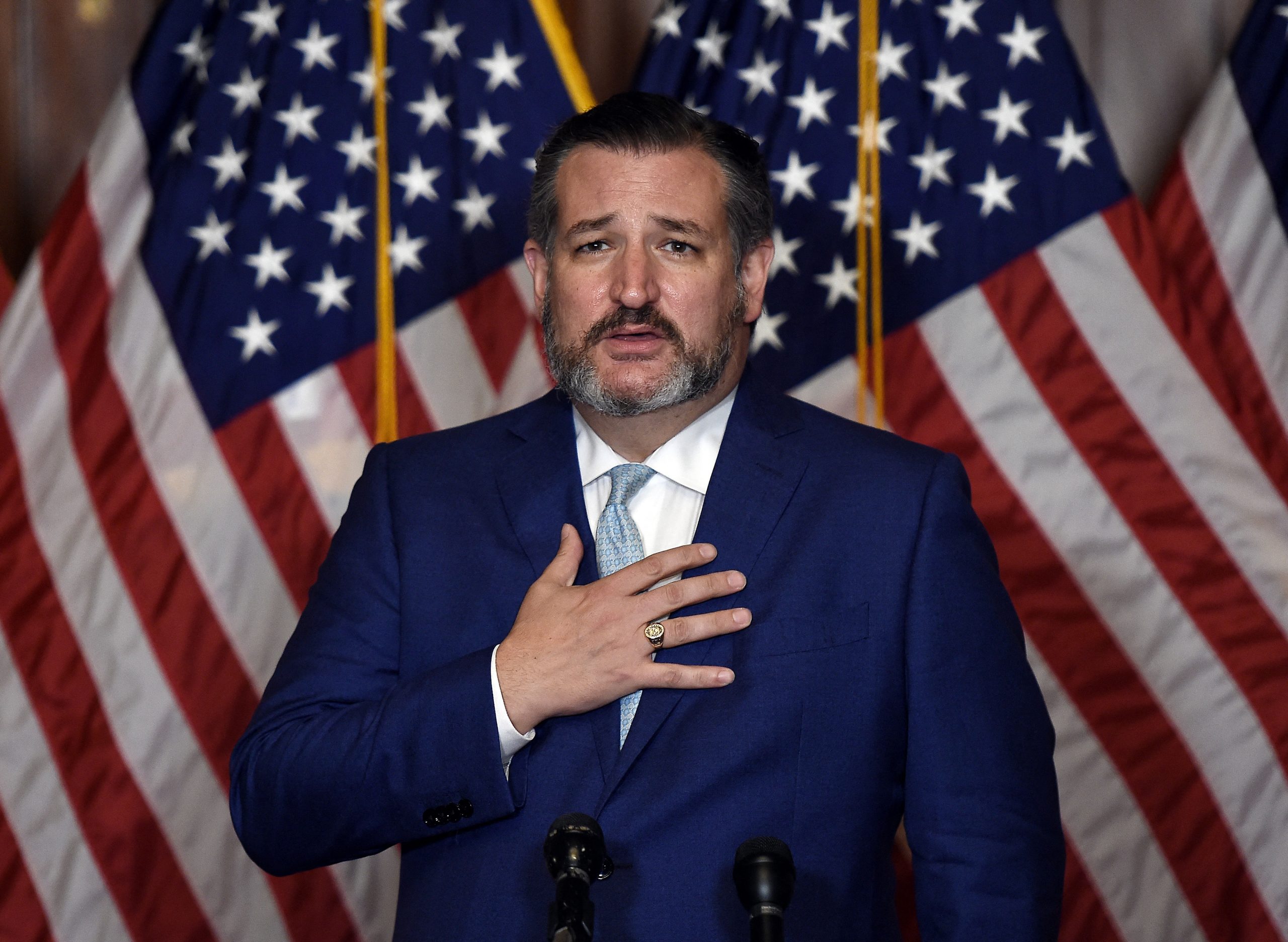 Senator Ted Cruz apologises for flying to Mexico amid power shortage crisis in Texas