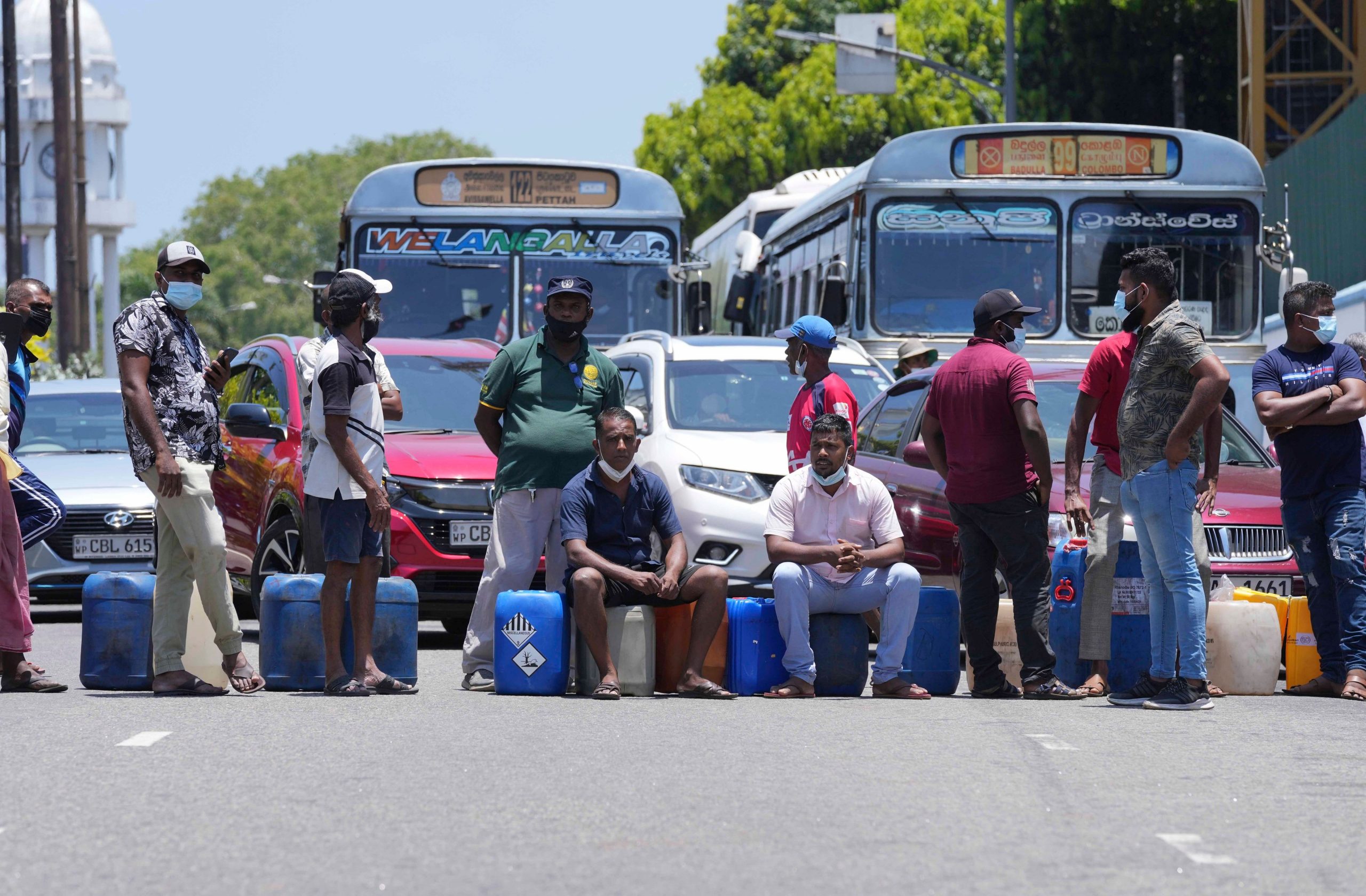 Sri Lanka economic crisis: Hundreds stage protest outside President’s home, check details