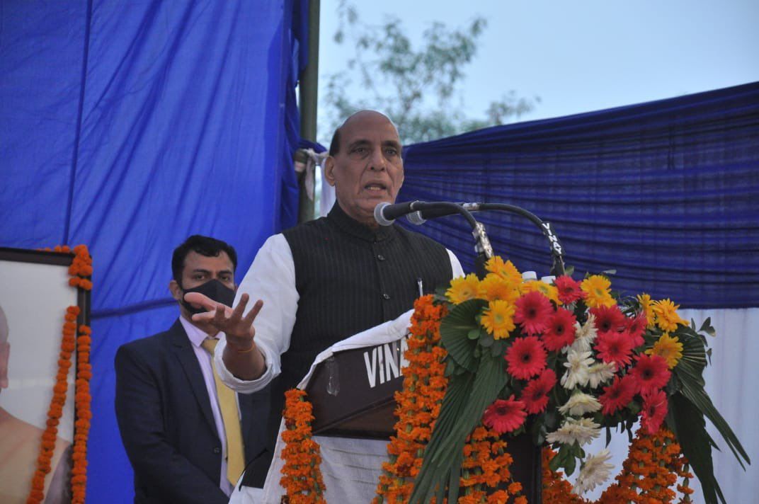 Rajnath Singh highlights role of private sector in defence at Lucknow event