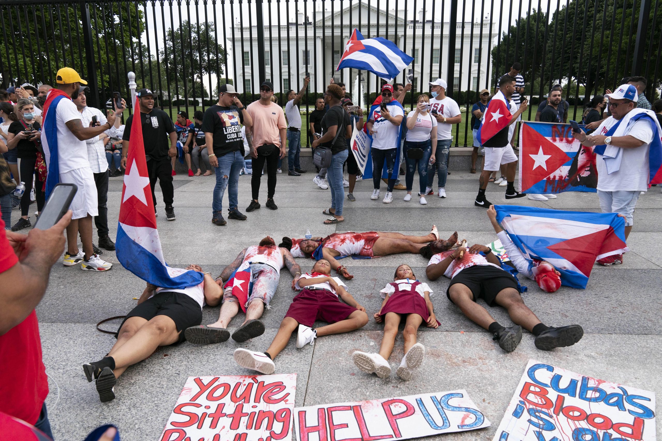 Hundreds rally outside White House, urge Biden to take action against Cuba
