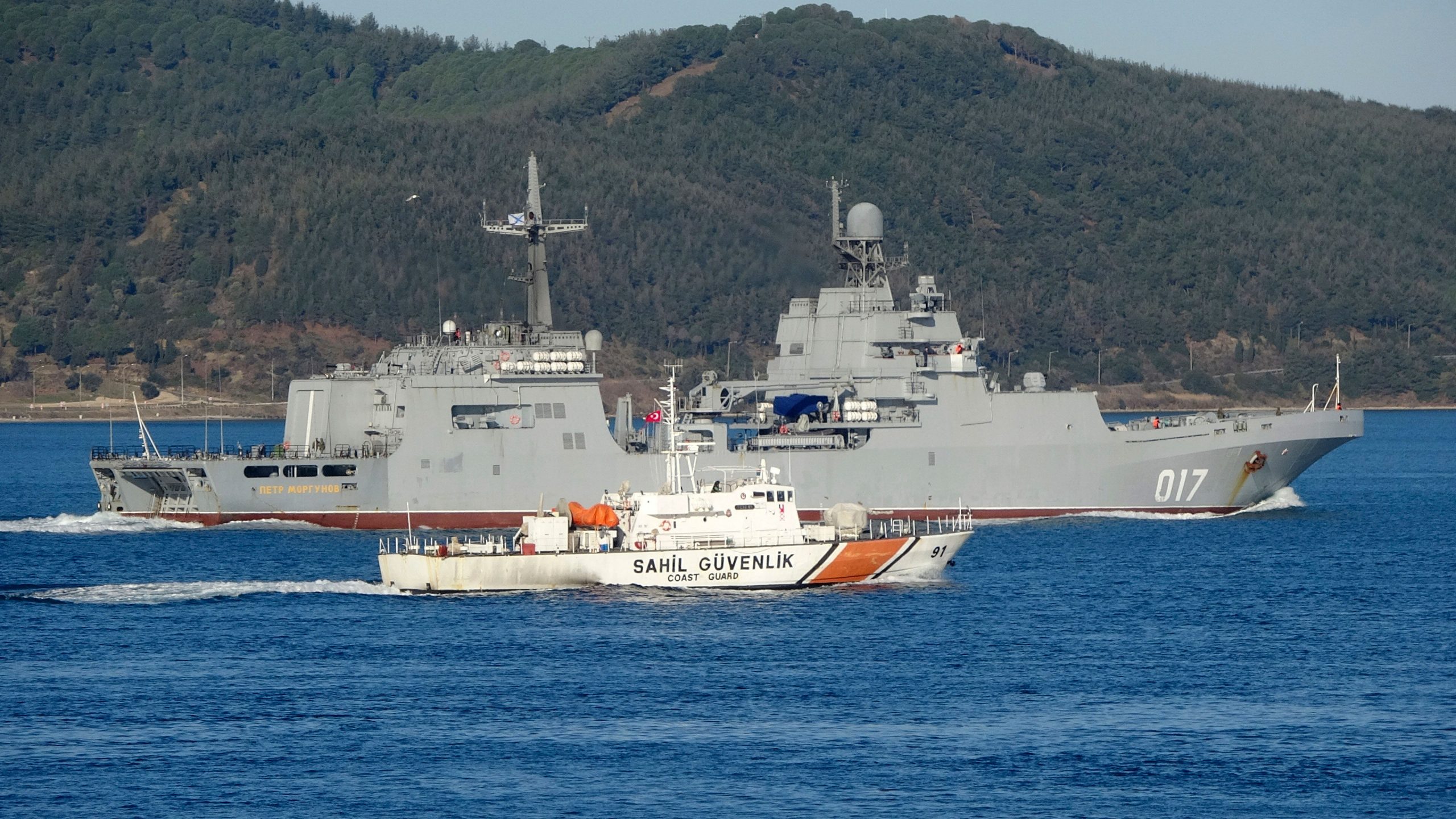 Turkey refuses Ukraine’s request to block passage of Russian warships