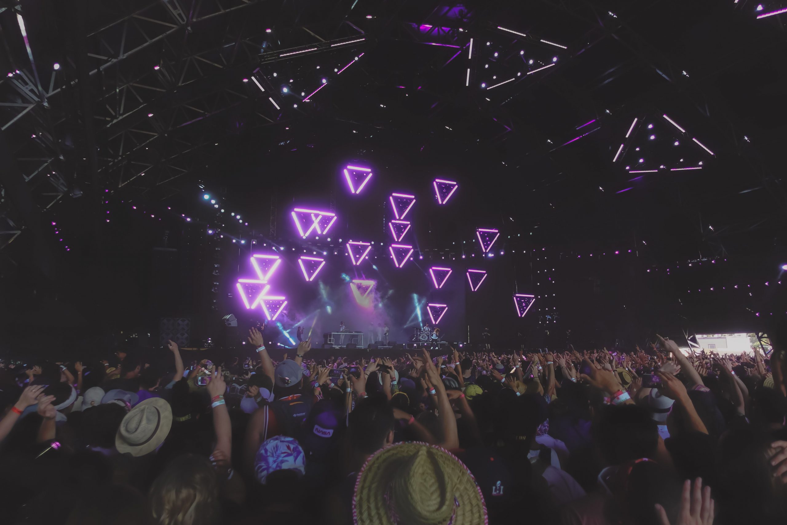 Coachella 2022 COVID guidelines: No vaccinations, negative tests, or masks required