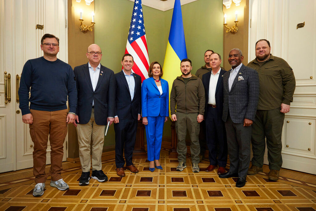 US House Speaker Pelosi visits Ukraine, meets President Zelensky