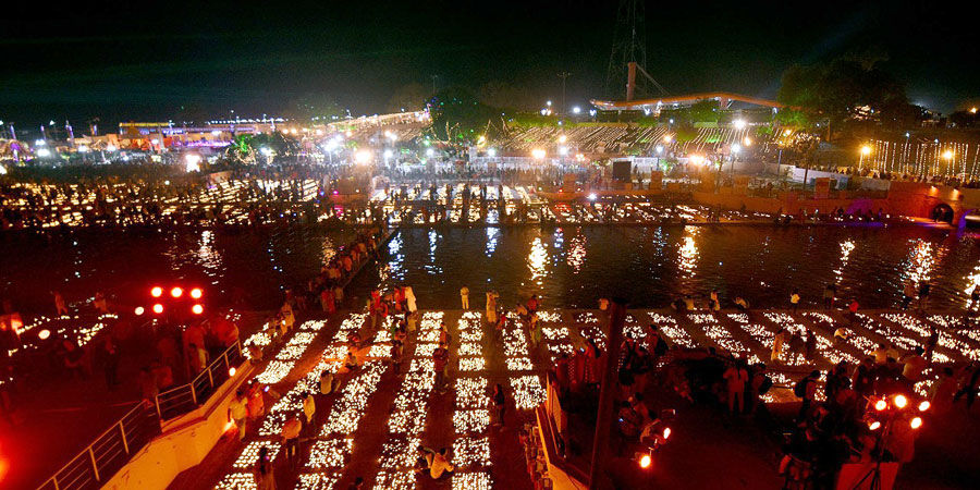 Deepotsav 2021: Nine lakh lamps lit on banks of Sarayu, Uttar Pradesh