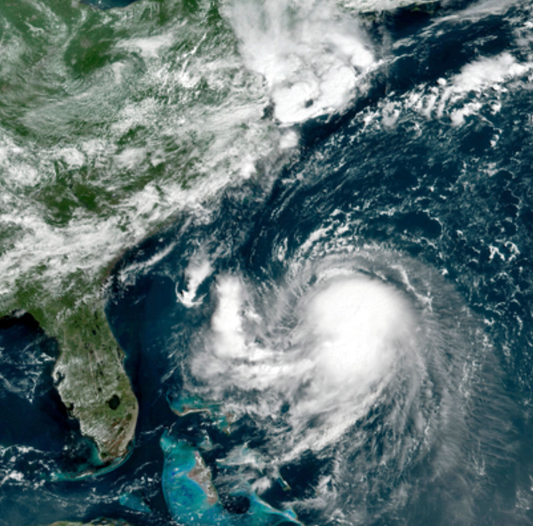 New England prepares for Hurricane Henri, tourists urged to leave