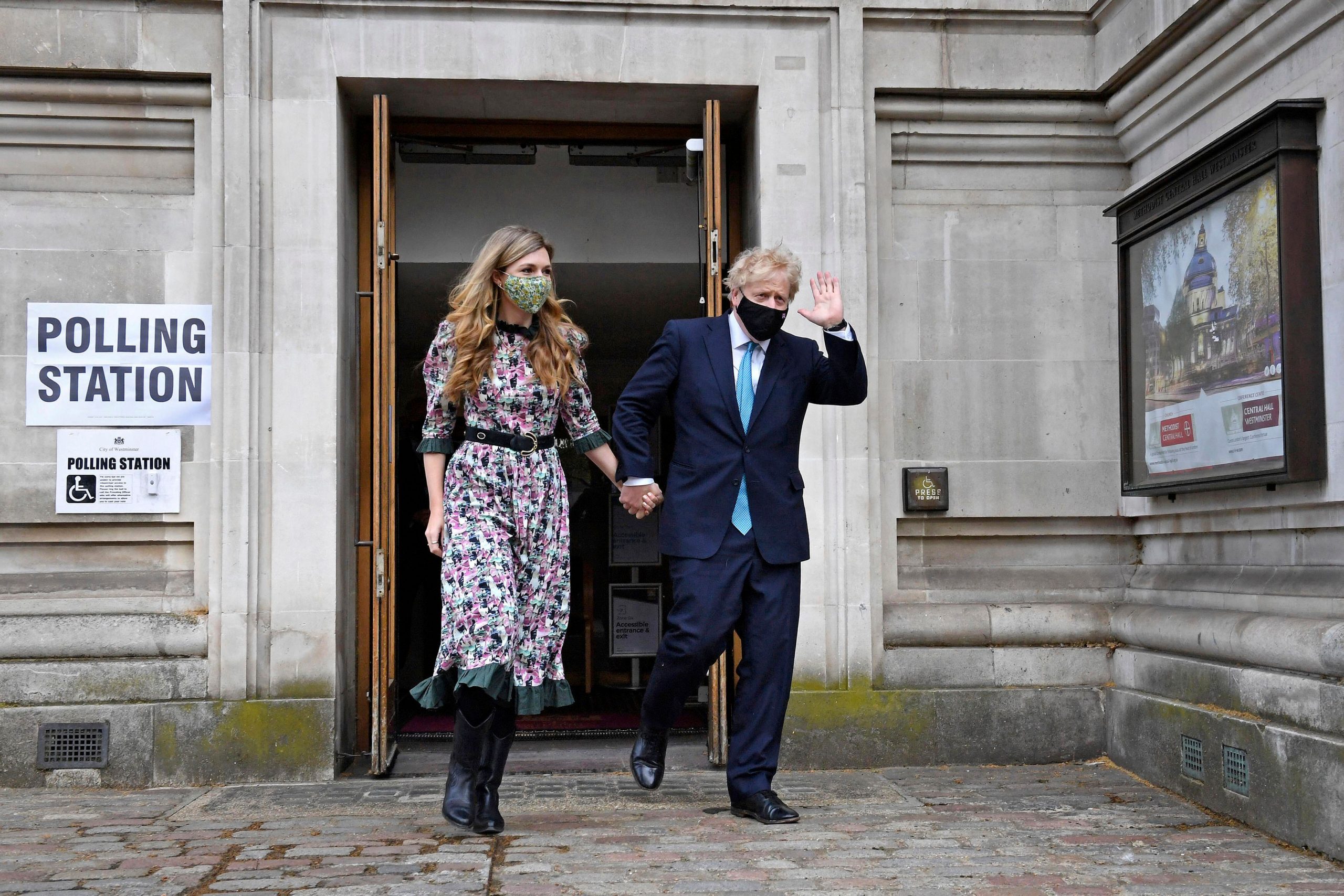 Boris Johnson marries fiance Carrie Symonds in secret ceremony: Reports