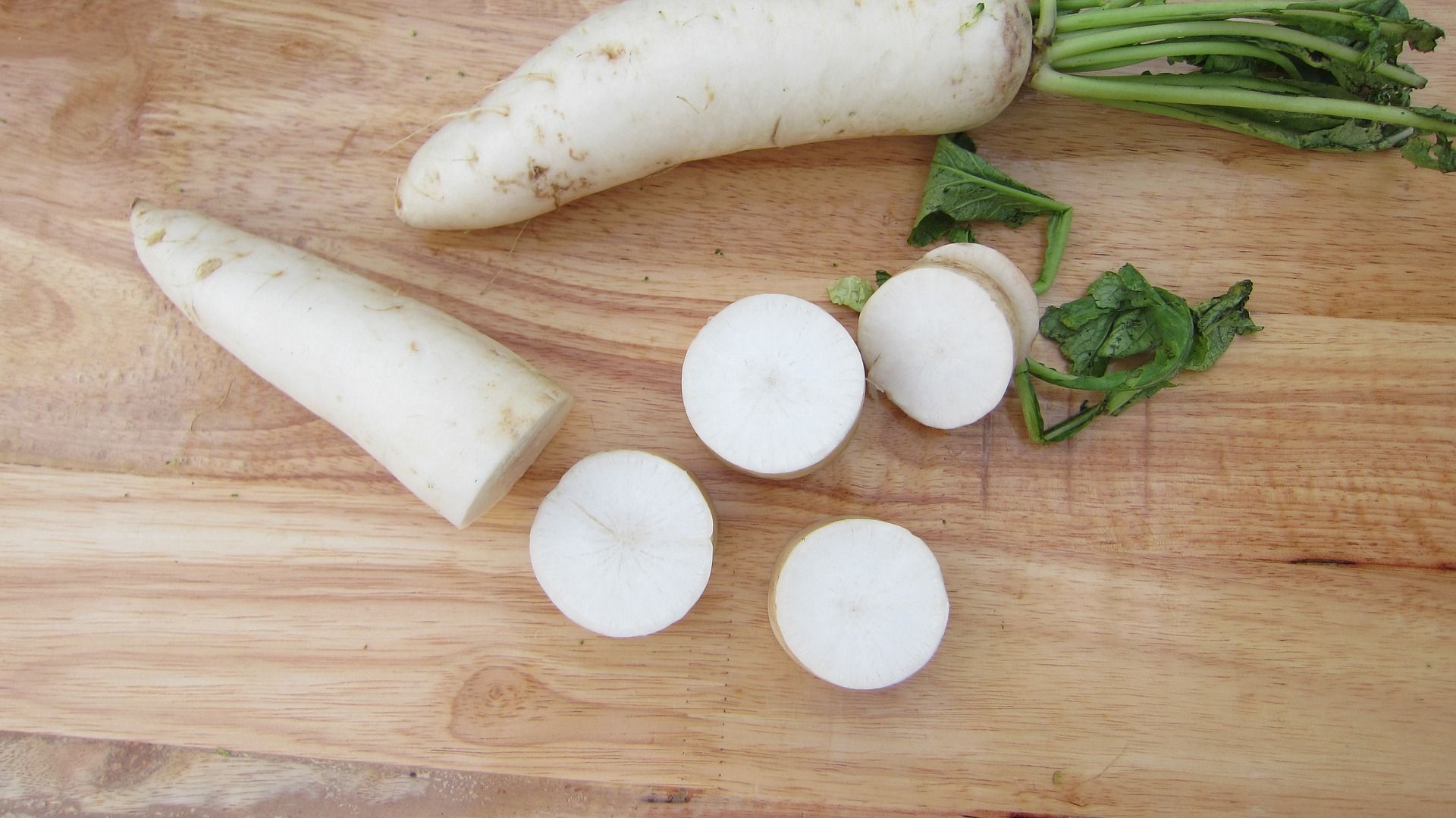 4 health benefits of including radish in your diet