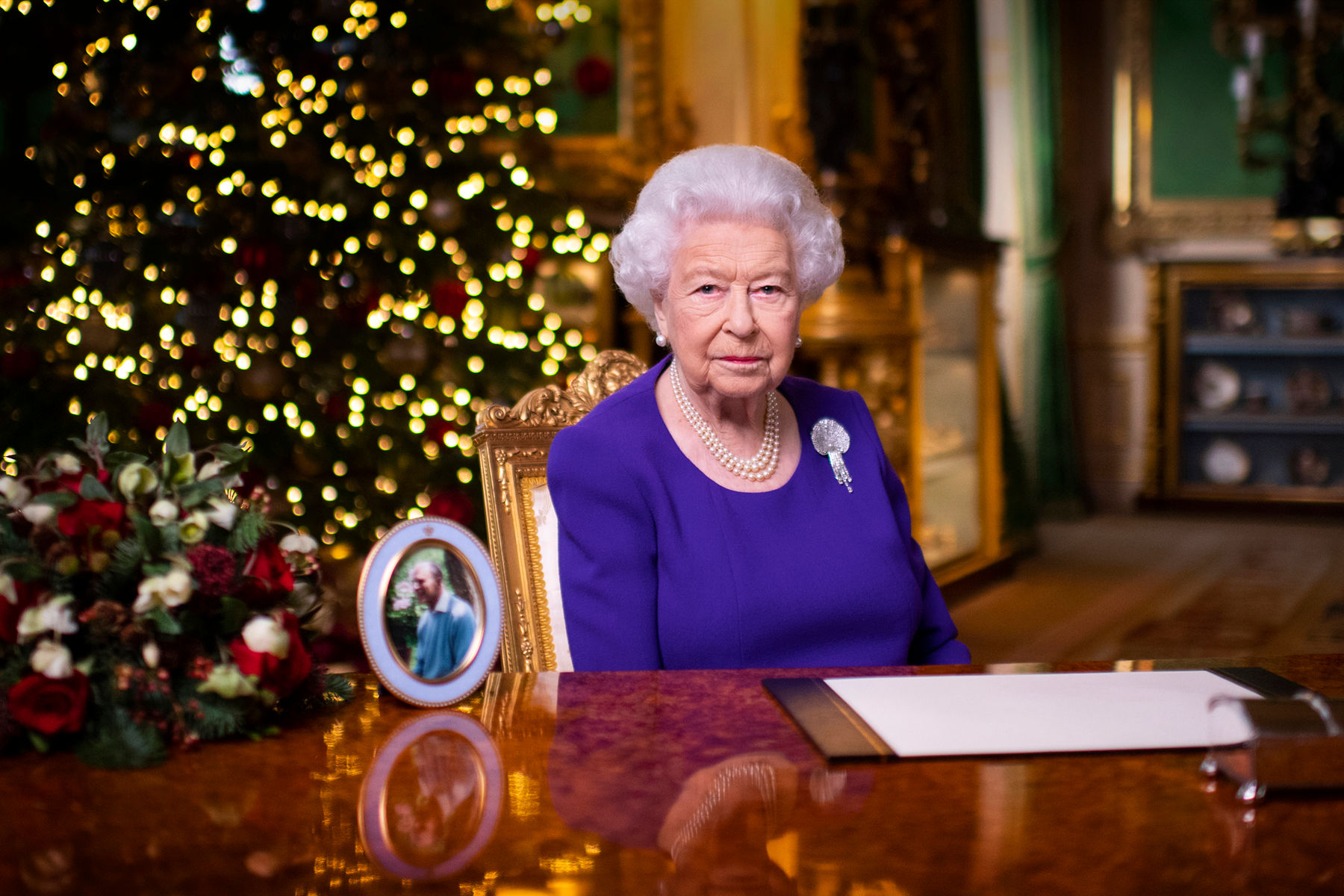 ‘You are not alone’, says Queen Elizabeth in her Christmas speech