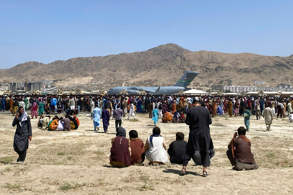 US Embassy urges citizens to leave Kabul airport amid security threat