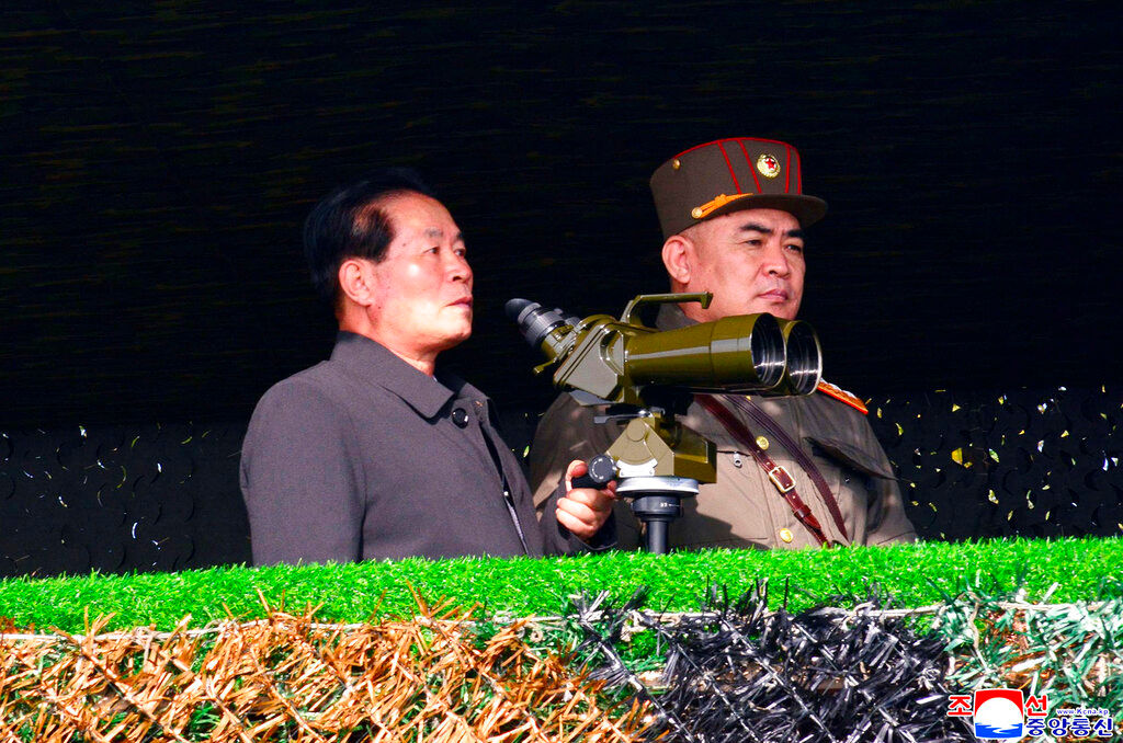 Weapons test: North Korea stages artillery firing drill