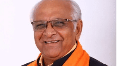 Outgoing Gujarat CM Vijay Rupani congratulates newly elected Bhupendra Patel
