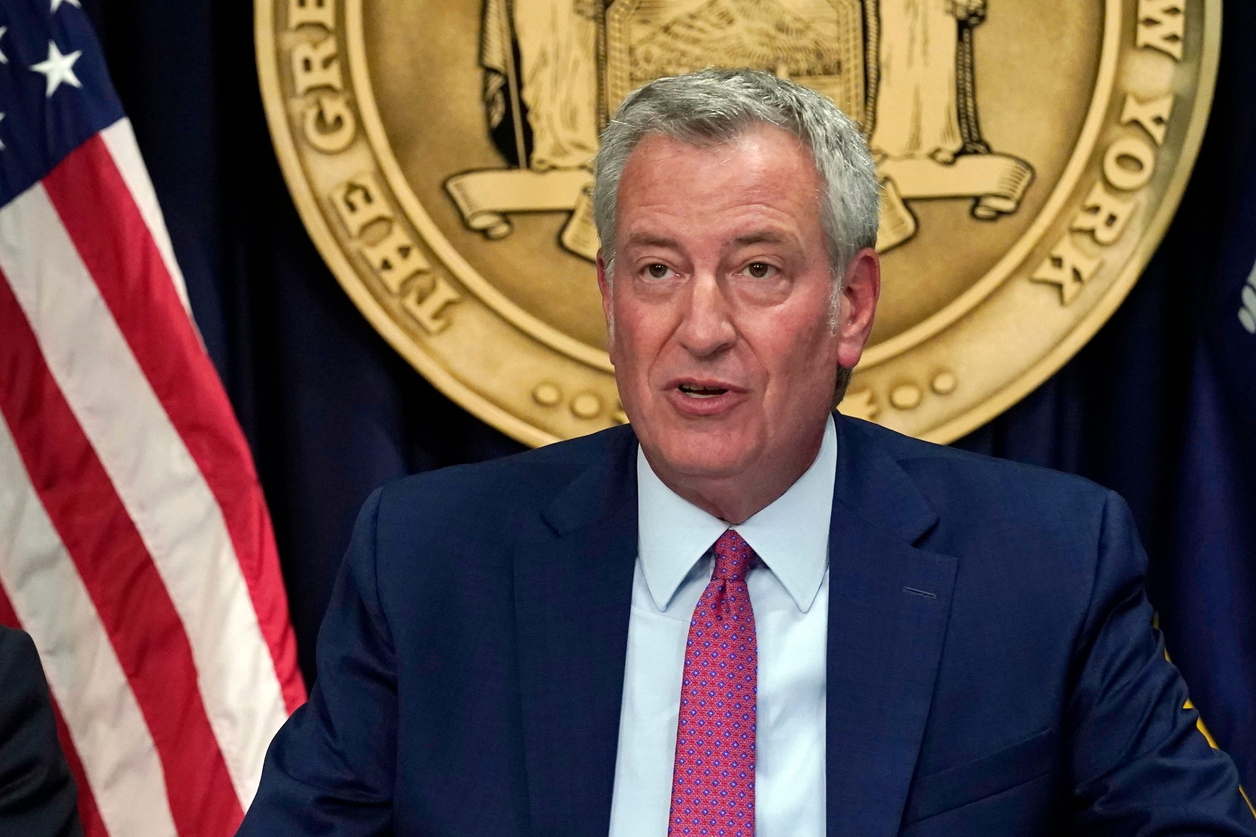 Why does former New York City Mayor Bill de Blasio not want to run for governor?