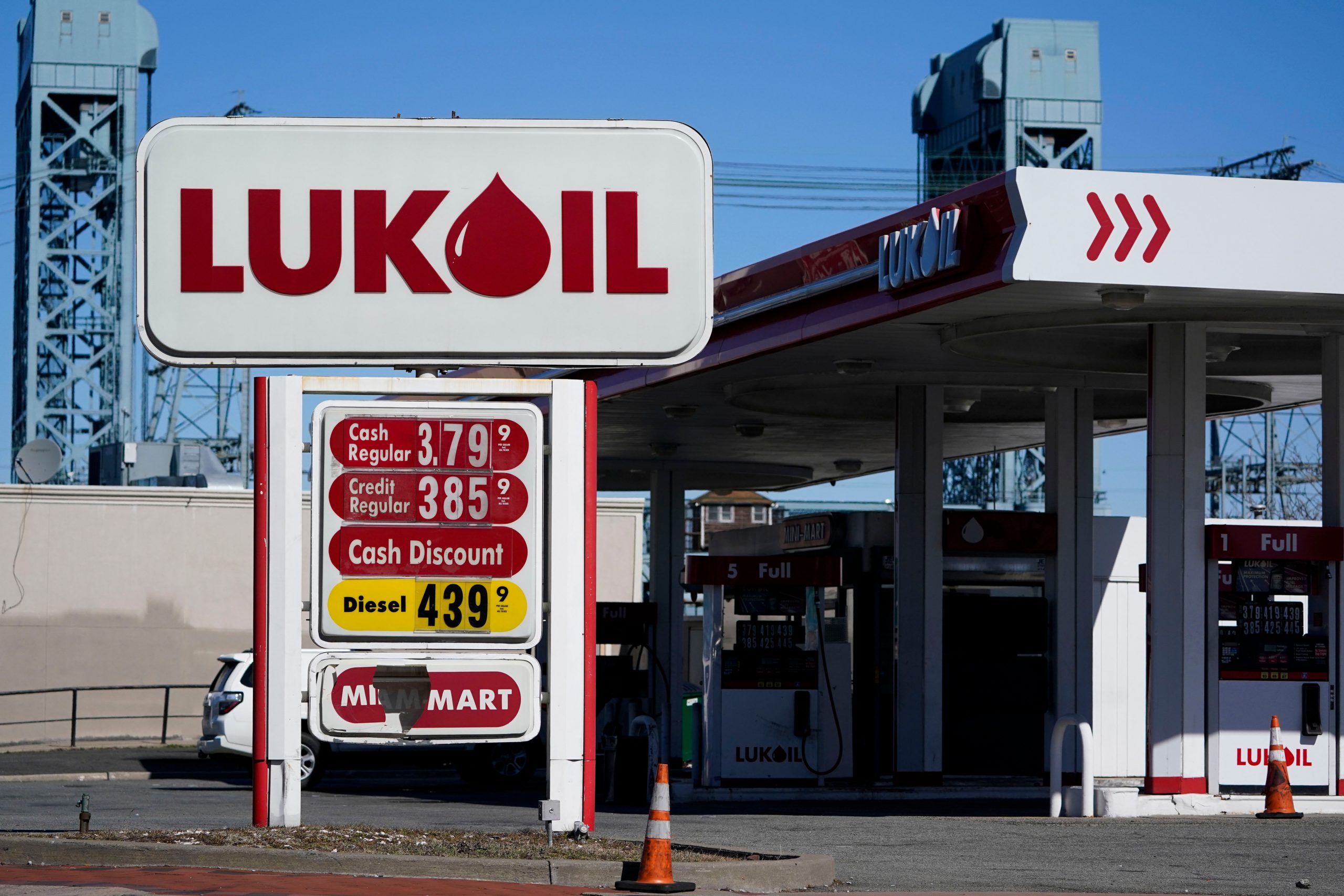 Moscow based gas stations in US face backlash for Russia-Ukraine war