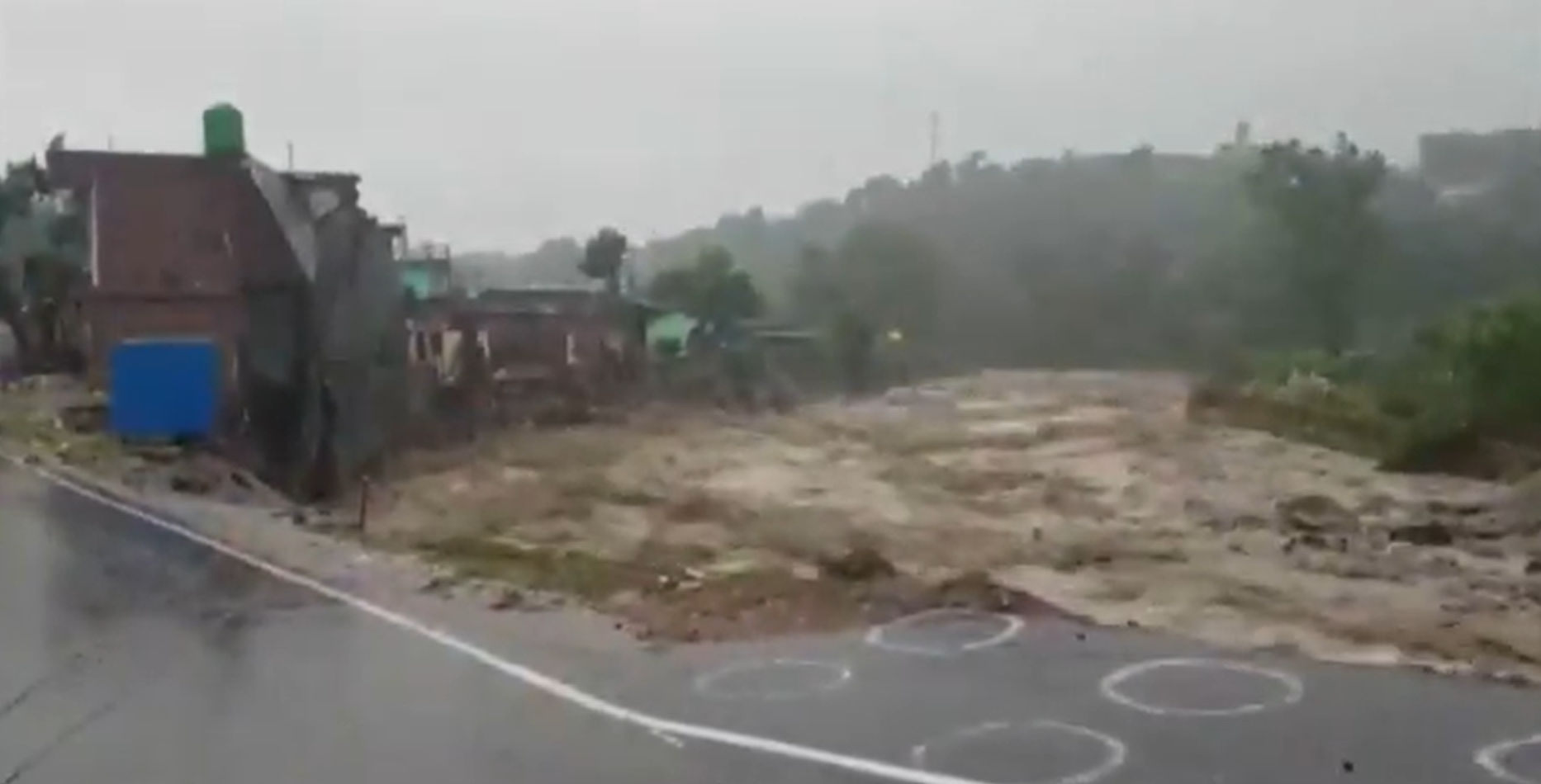 Watch: Car floats away like a boat in Dharamshala flash floods