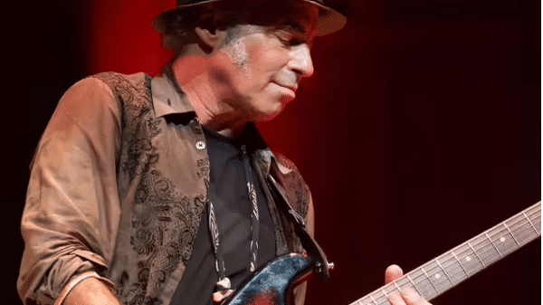 Nils Lofgren latest among artists to remove his work from Spotify amid Joe Rogan controversy