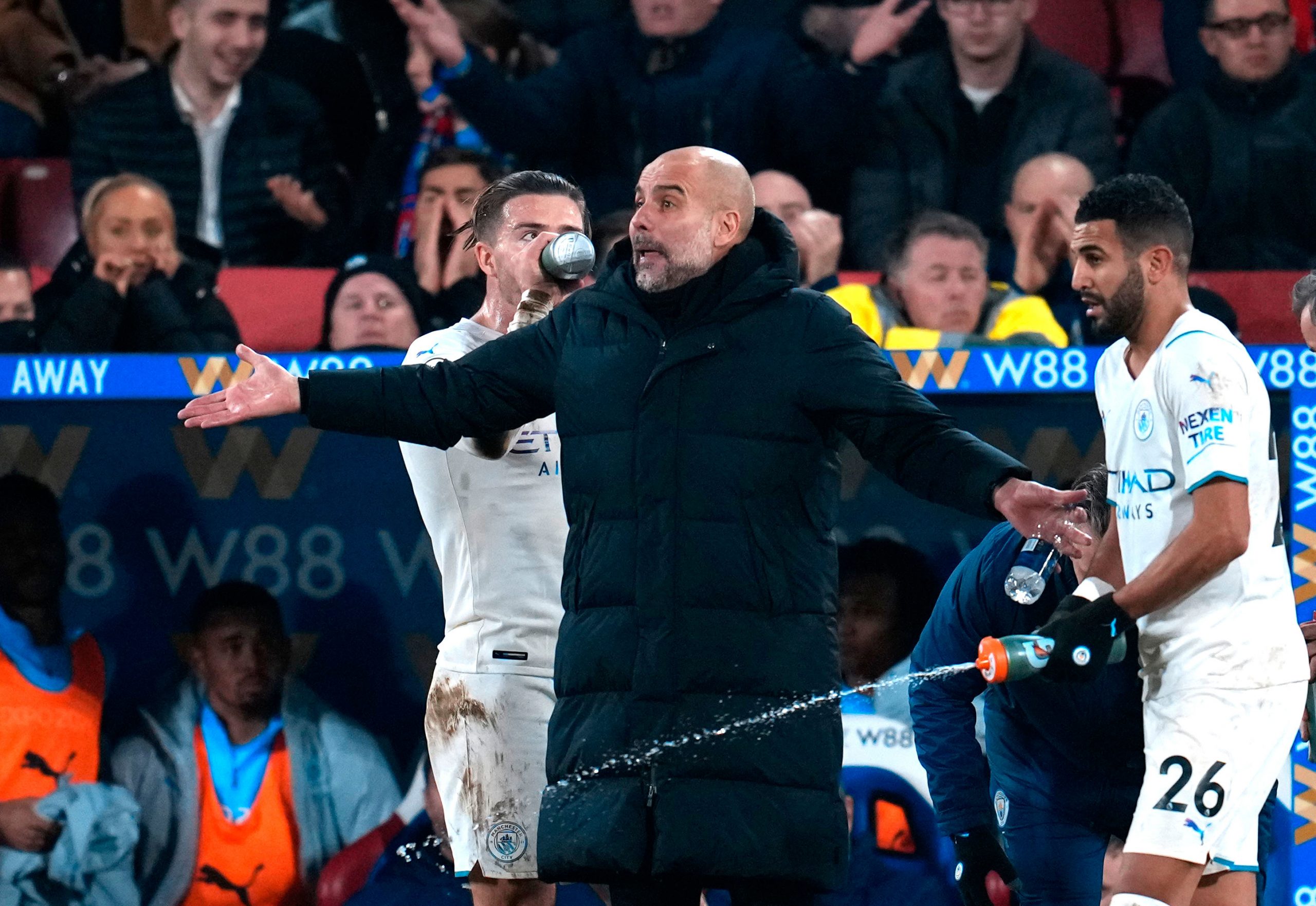 Watch Pep Guardiola kick bottle at Leeds United bench after Manchester City’s missed chance, runs to apologize